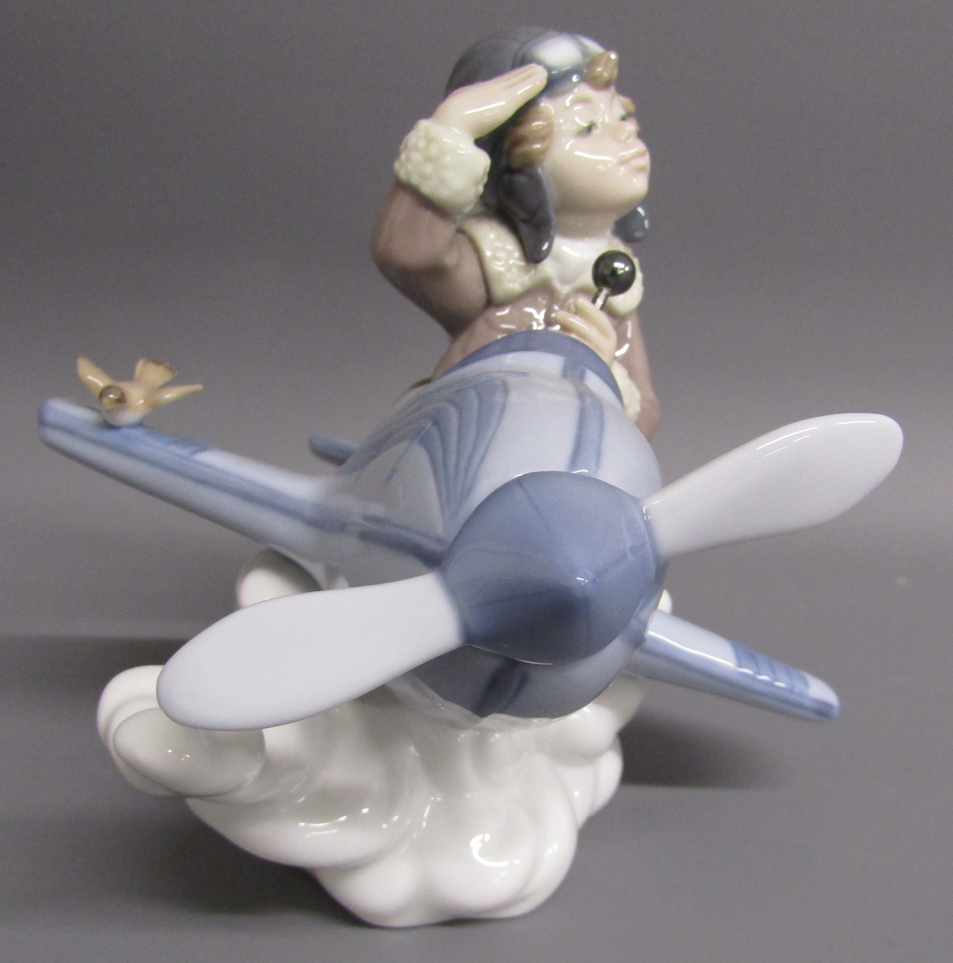Lladro 'Over the Clouds' 05697 - with box - Image 5 of 6
