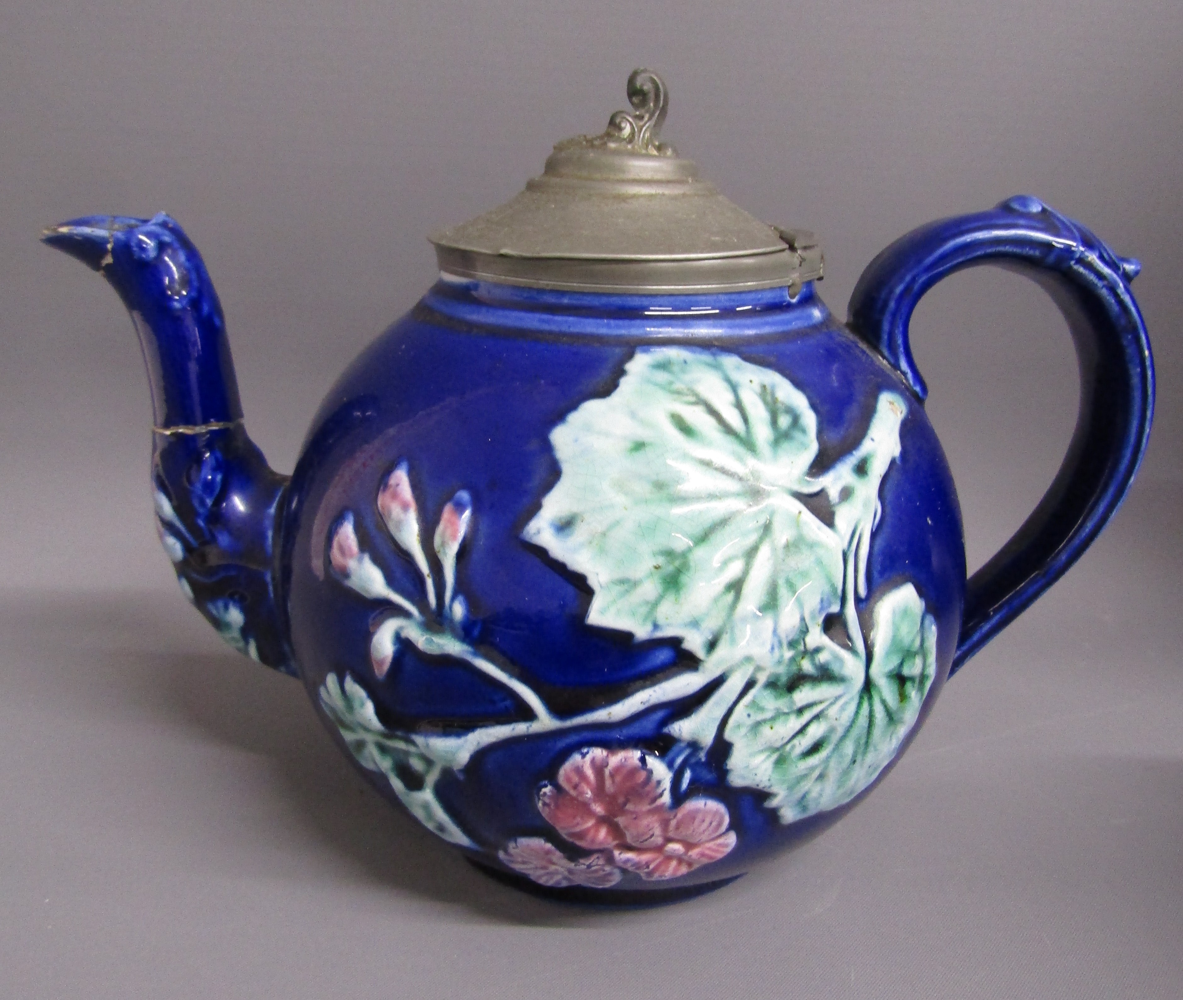 Collection of ceramics to include Bass water jug, Salisbury and Booths tureen, Royal Worcester egg - Image 5 of 8