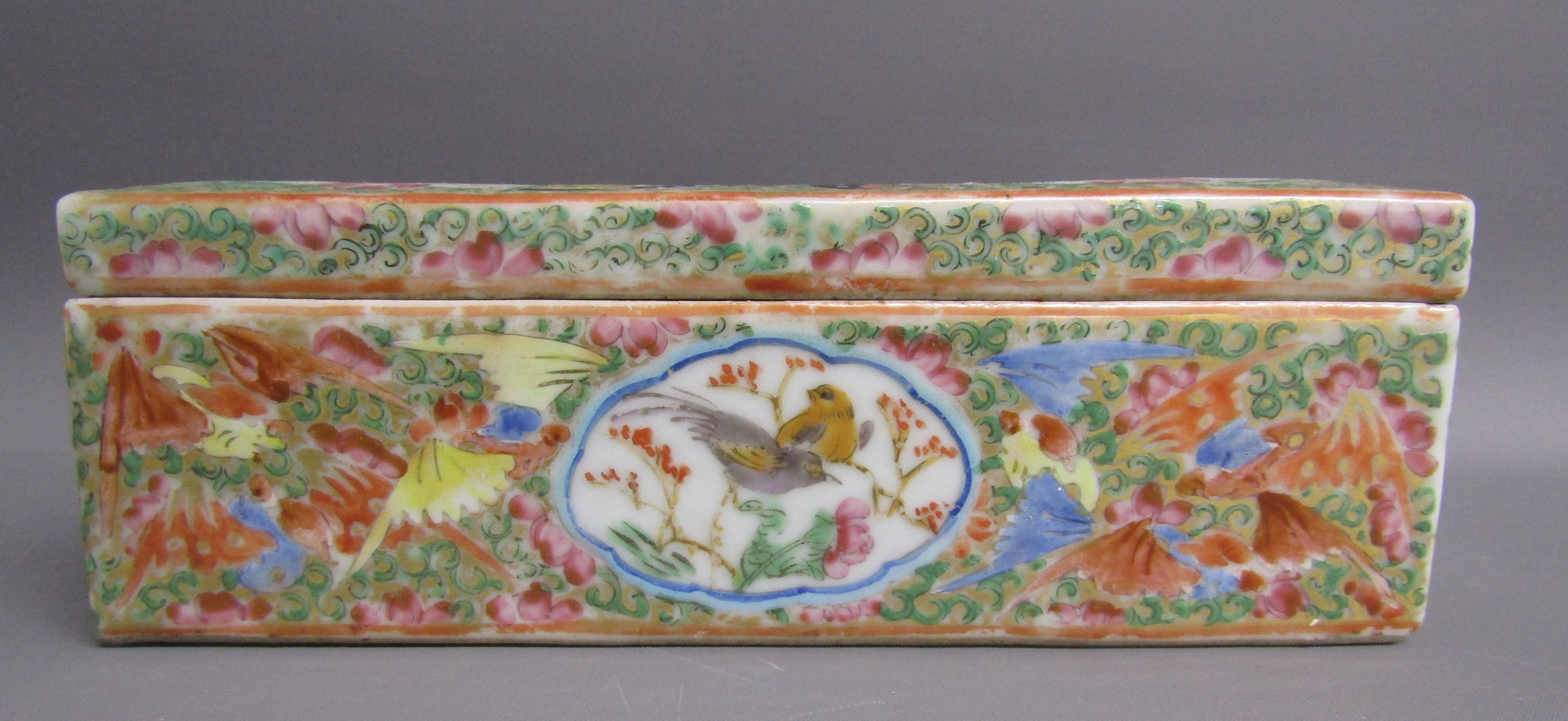 Cantonese lidded porcelain pen pot painted with figures and birds - approx. 9cm x 10cm x 6cm - Image 7 of 11