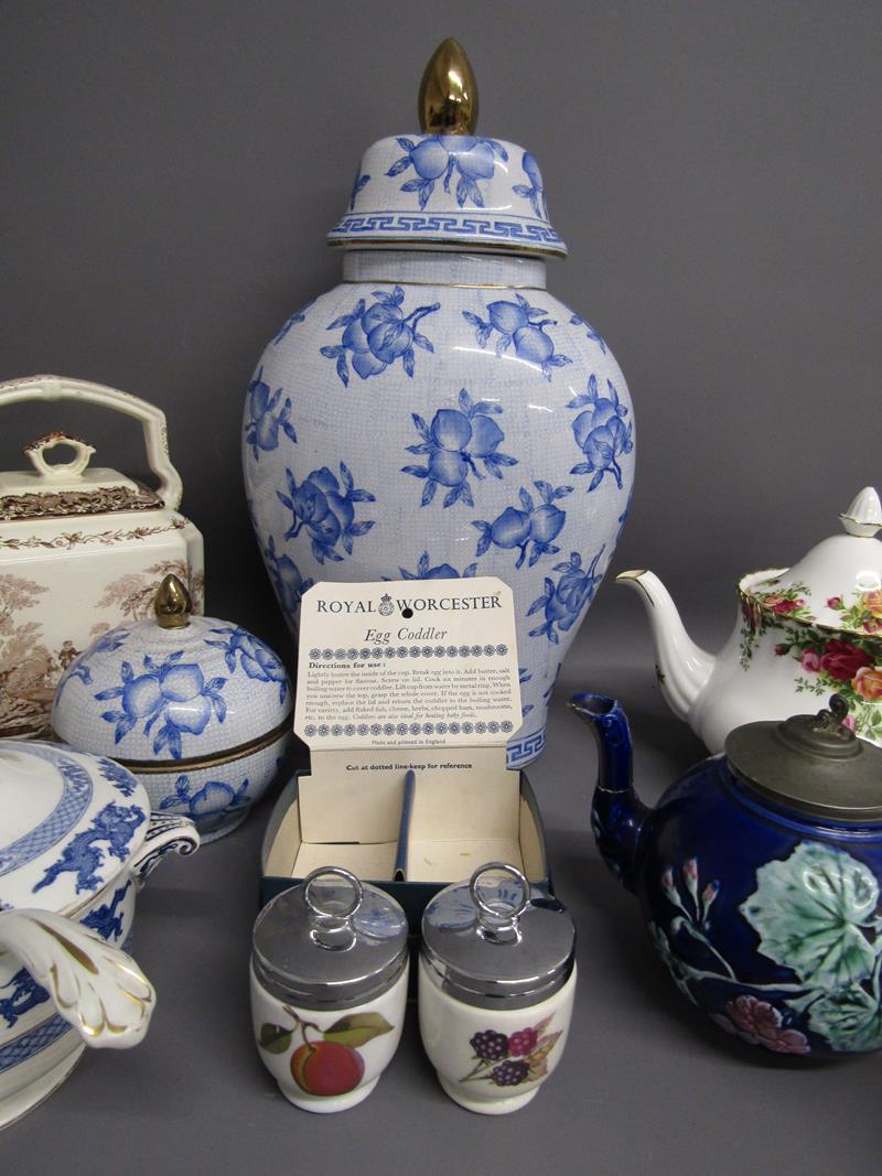 Collection of ceramics to include Bass water jug, Salisbury and Booths tureen, Royal Worcester egg - Image 3 of 8