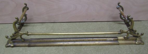 Brass extending fender, widest internal dimension: 142cm w x 30cmd