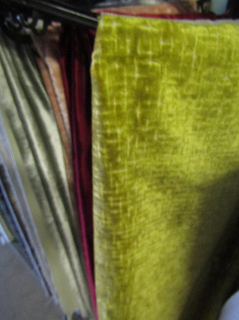 Rail of mainly velvet fabrics mostly Ashley Wilds - each piece between 1-3metres (RAIL NOT - Image 5 of 5