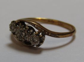 18ct 3 stone diamond ring - ring size L