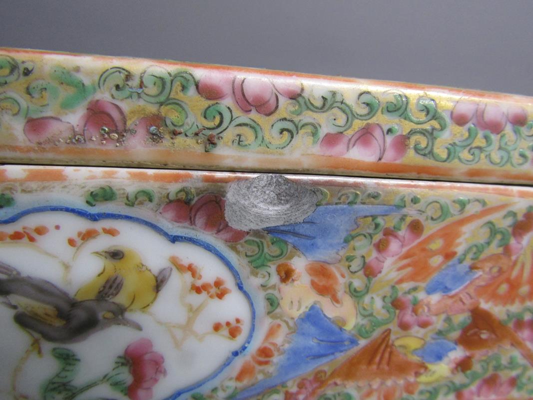 Cantonese lidded porcelain pen pot painted with figures and birds - approx. 9cm x 10cm x 6cm - Image 11 of 11