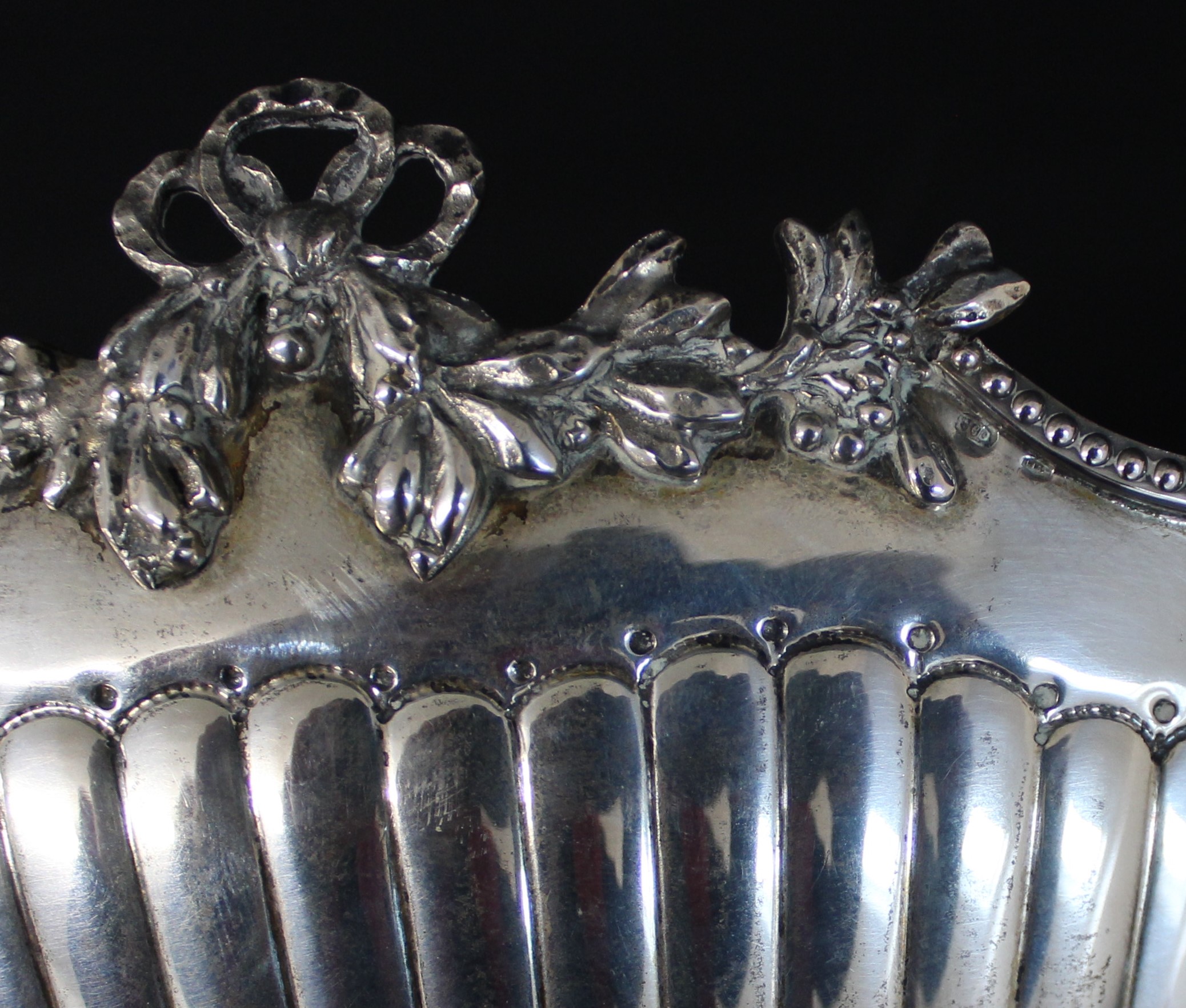 2 Italian silver bowls / dishes marked 800 (one marked possibly PA for Palermo), with embossed - Image 5 of 5