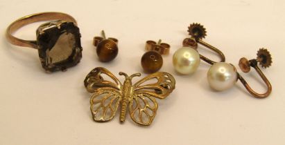 9ct gold butterfly brooch, pearl earrings and one other pair of earrings also tested as 9ct gold