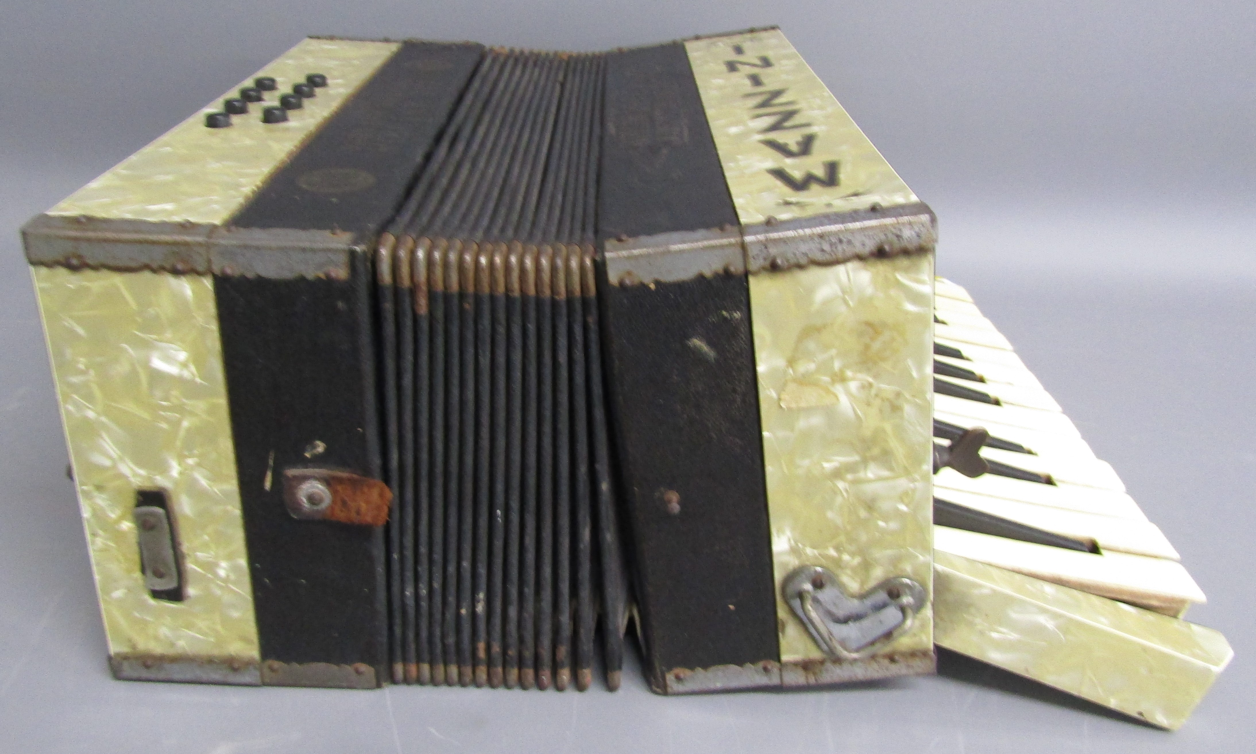 Mazzini Germany genuine antoria piano action accordion - Image 5 of 6