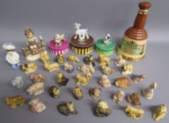 Collection of Wade Whimsies also includes 3 Hatbox series, Goebel figure 1938 'Wayside'. small