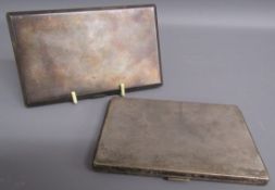 2 silver cigarette cases - Mappin & Webb Birmingham 1934 (approx. 14cm x 8.5cm) 7.34ozt- William
