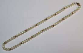 9ct gold mounted pearl necklace