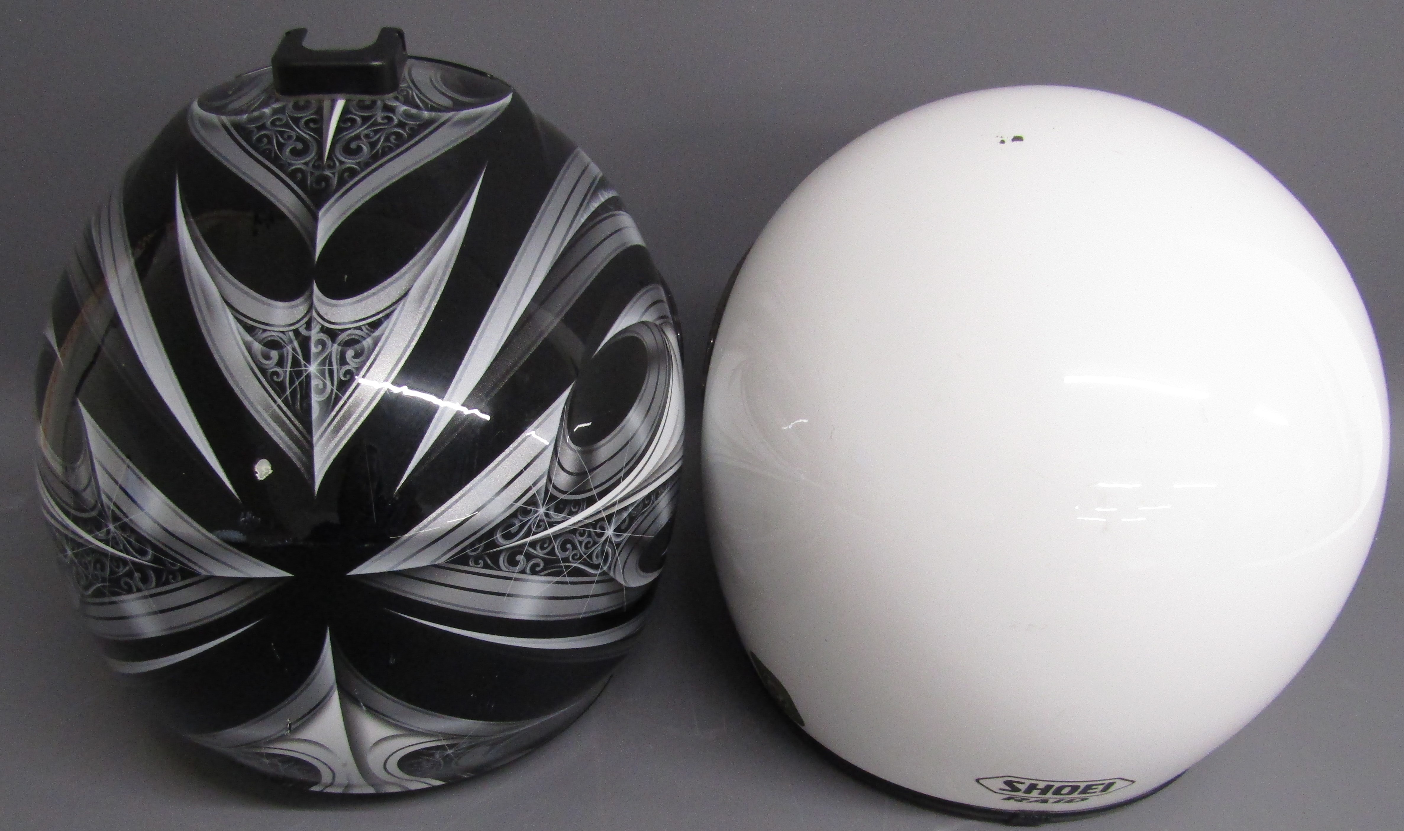 Shoei Raid II and XXL Shoei white motorbike helmets - Image 5 of 6