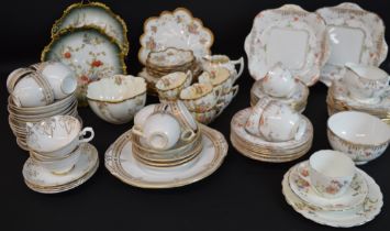 Chapman porcelain part tea service, Grafton China part dinner service no. 5354, pair of