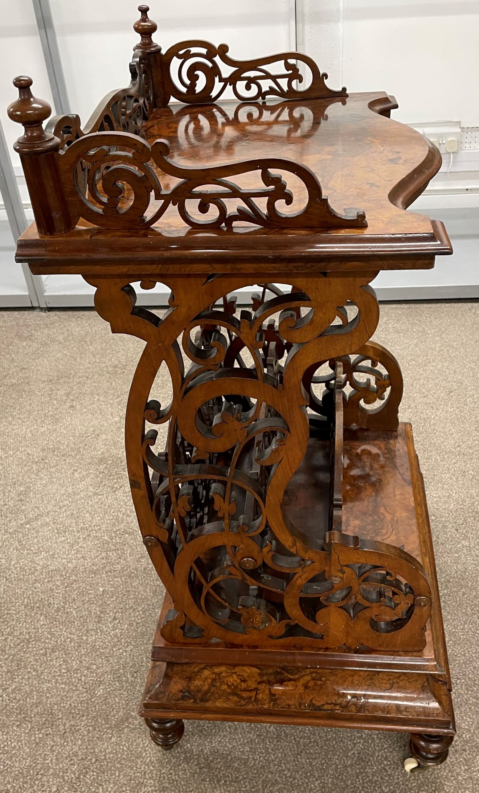 Victorian Canterbury whatnot with top gallery shelf in burr walnut veneer on turned legs with - Image 6 of 6