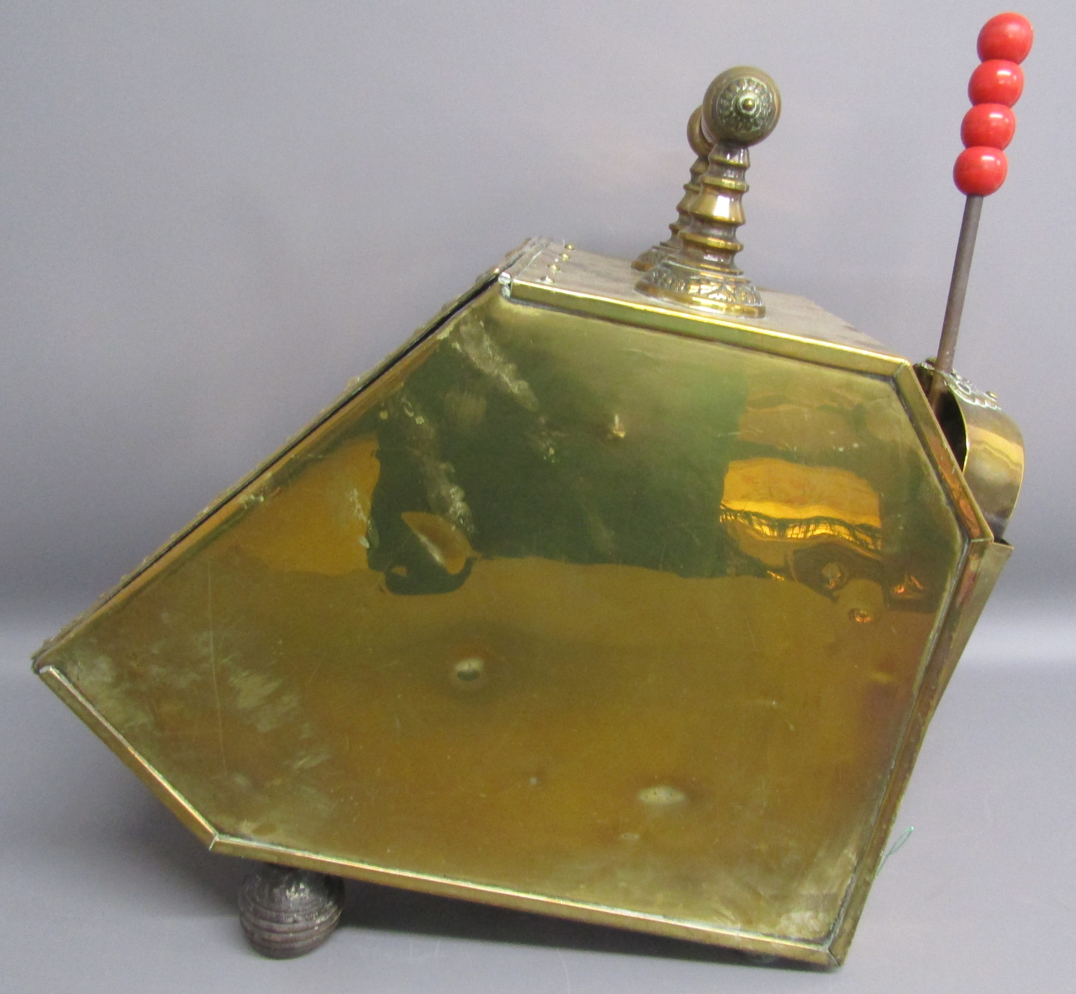 Brass coal bucket with poker and poker stand - Image 4 of 5