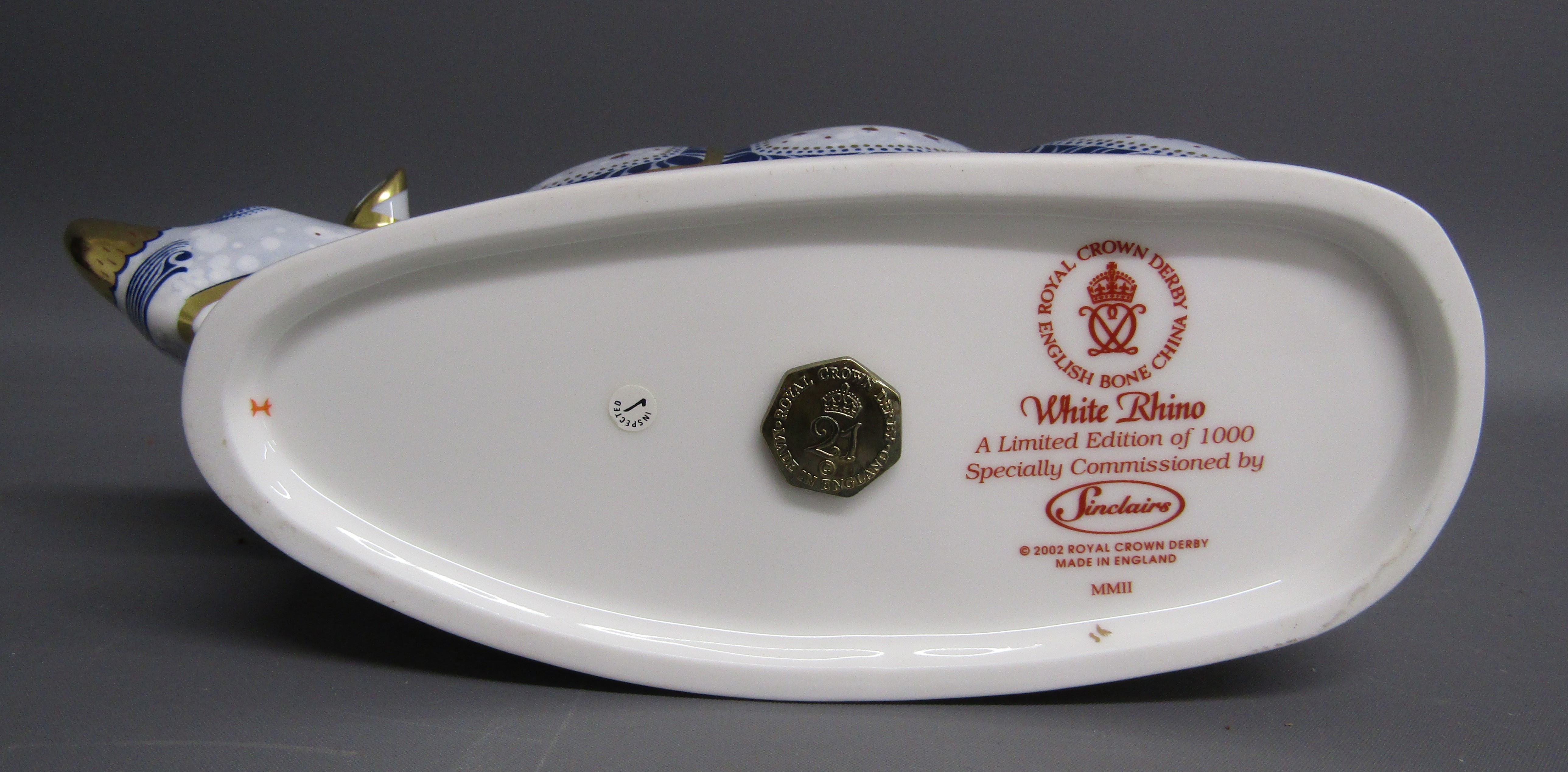 Royal Crown Derby Endangered Species 'White Rhino' paperweight limited edition 910/1000 - Image 6 of 7