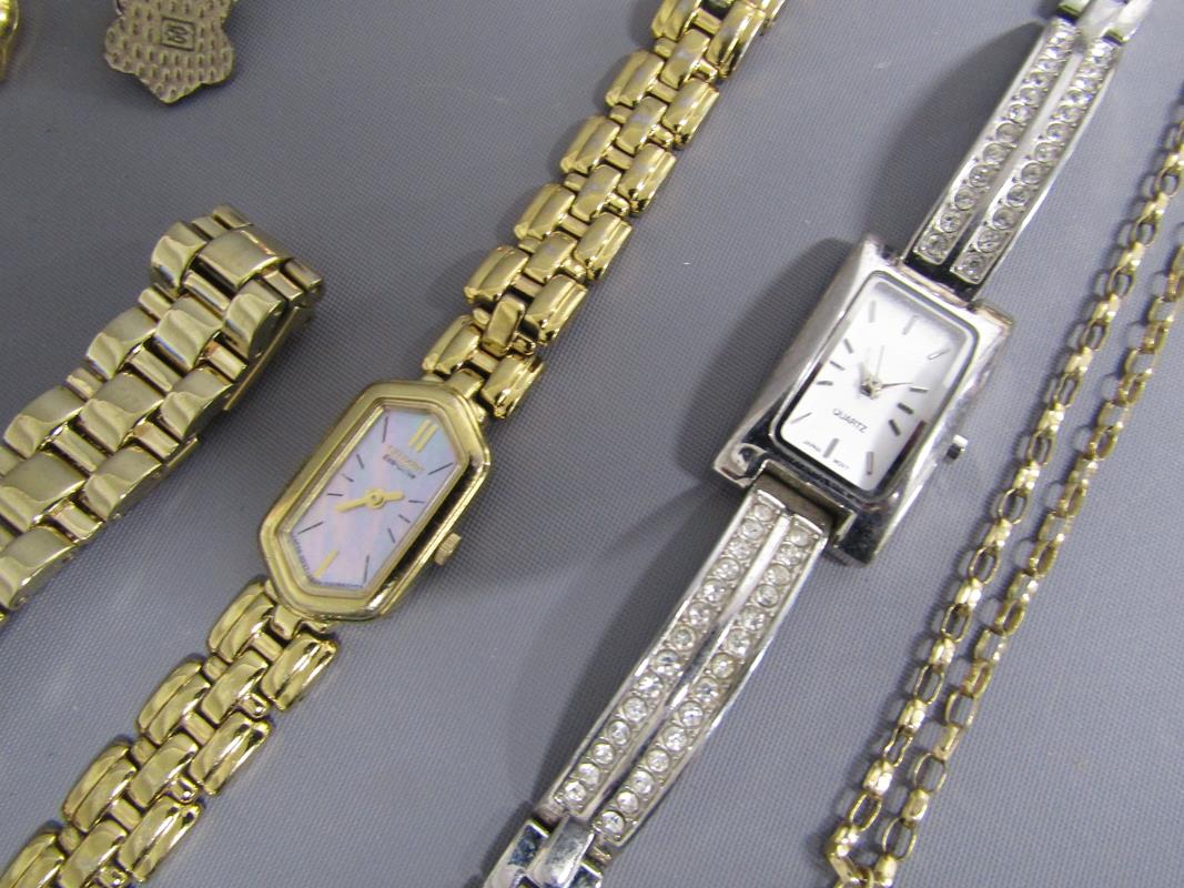 9ct gold chain (2.1g), watches includes Citizen and Sekonda, a small amount of silver and a - Image 9 of 12