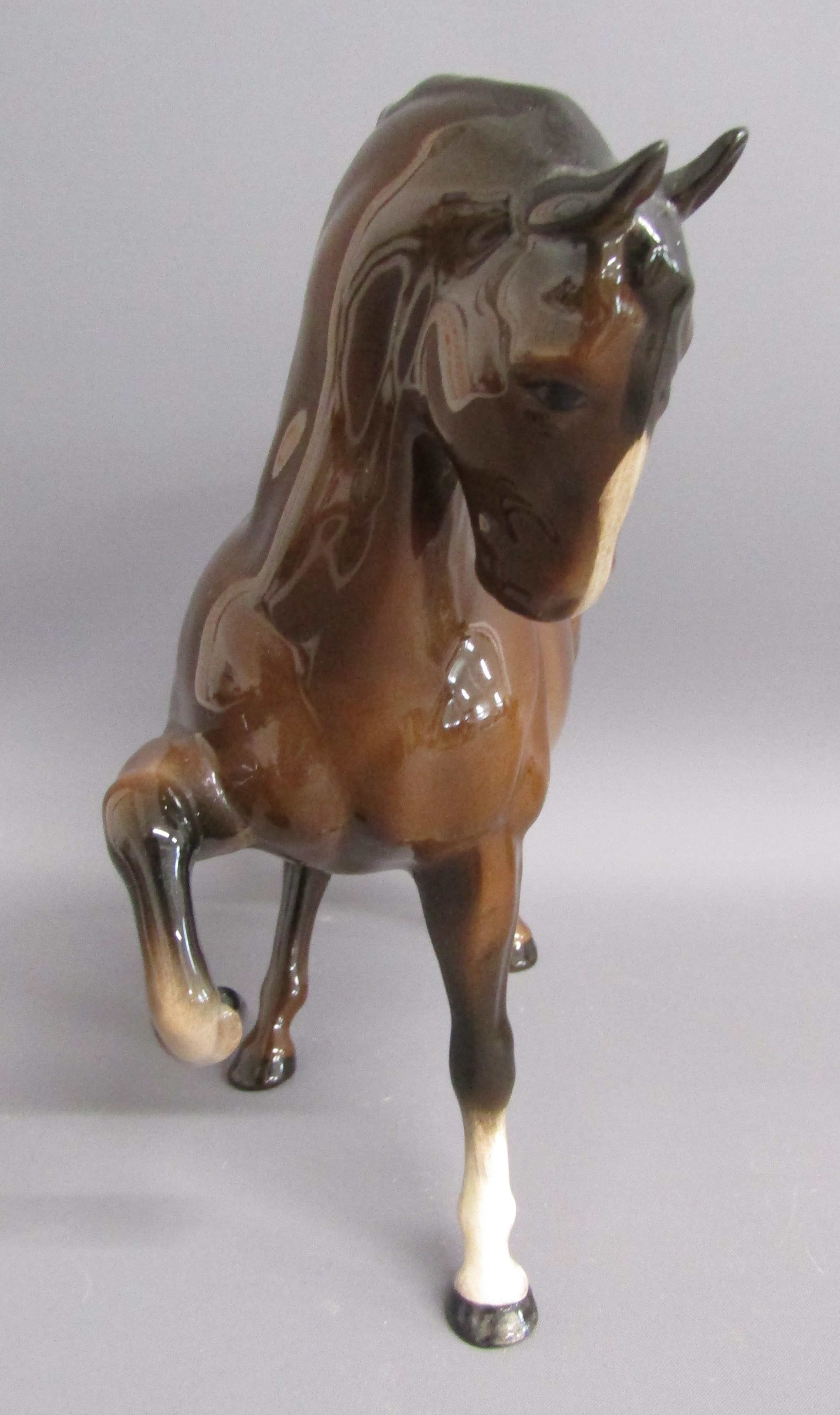 4 Beswick horses - 1549 prancing stallion, 947 foal head down and 2 946 palomino foals with head - Image 2 of 7