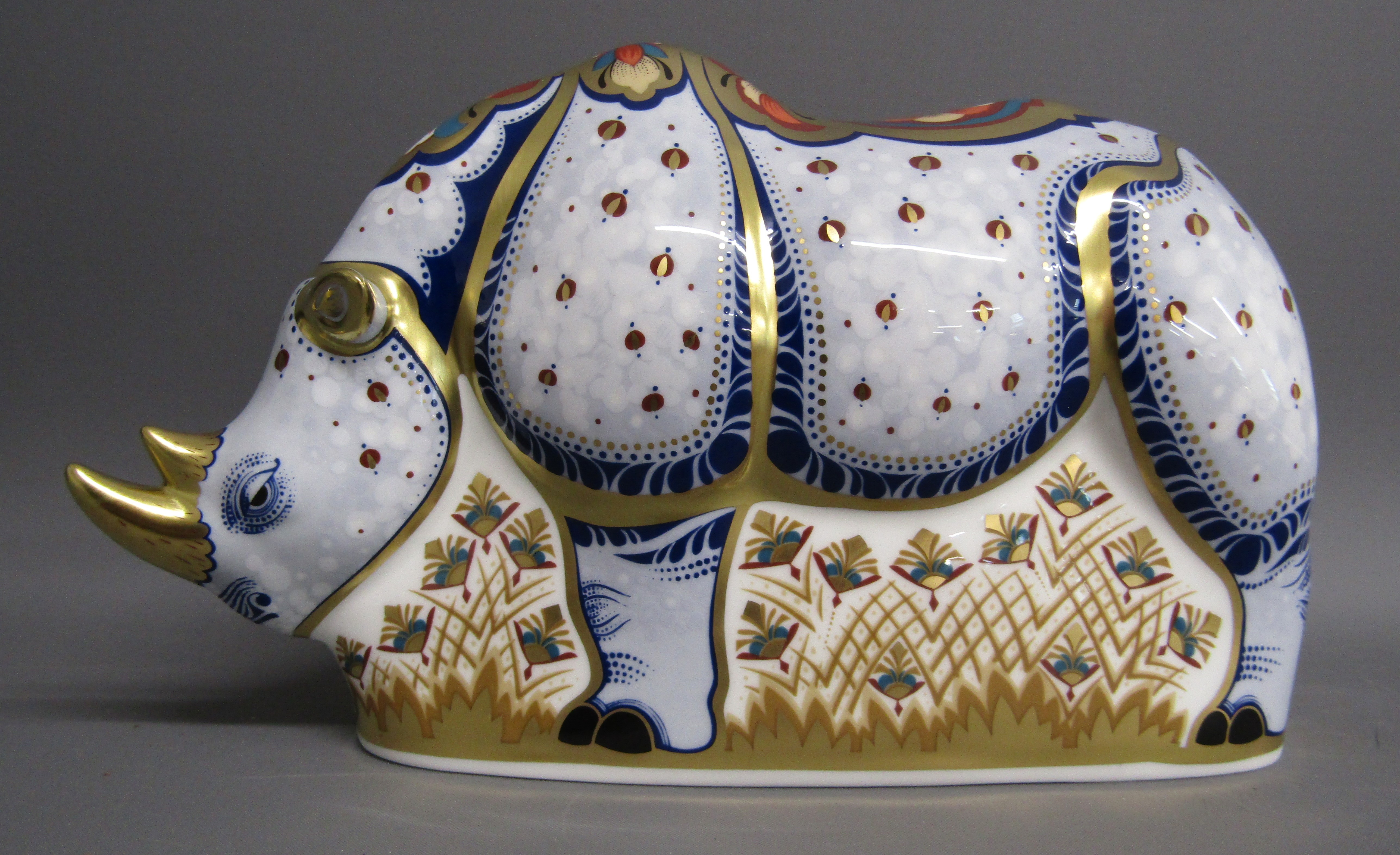 Royal Crown Derby Endangered Species 'White Rhino' paperweight limited edition 910/1000 - Image 2 of 7