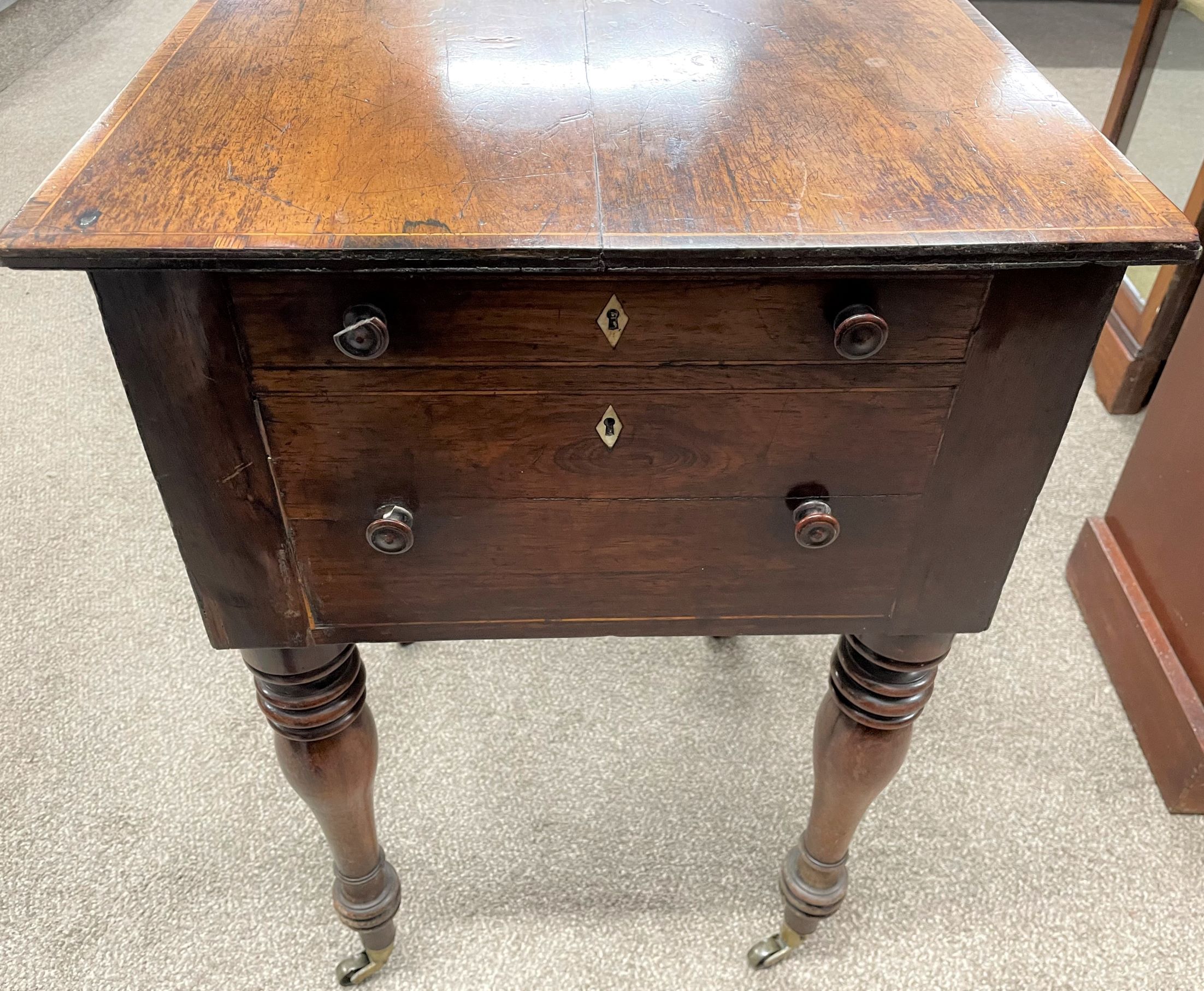 Victorian sewing table on turned legs on castors with two drawers to the front & blind drawers to - Image 3 of 4