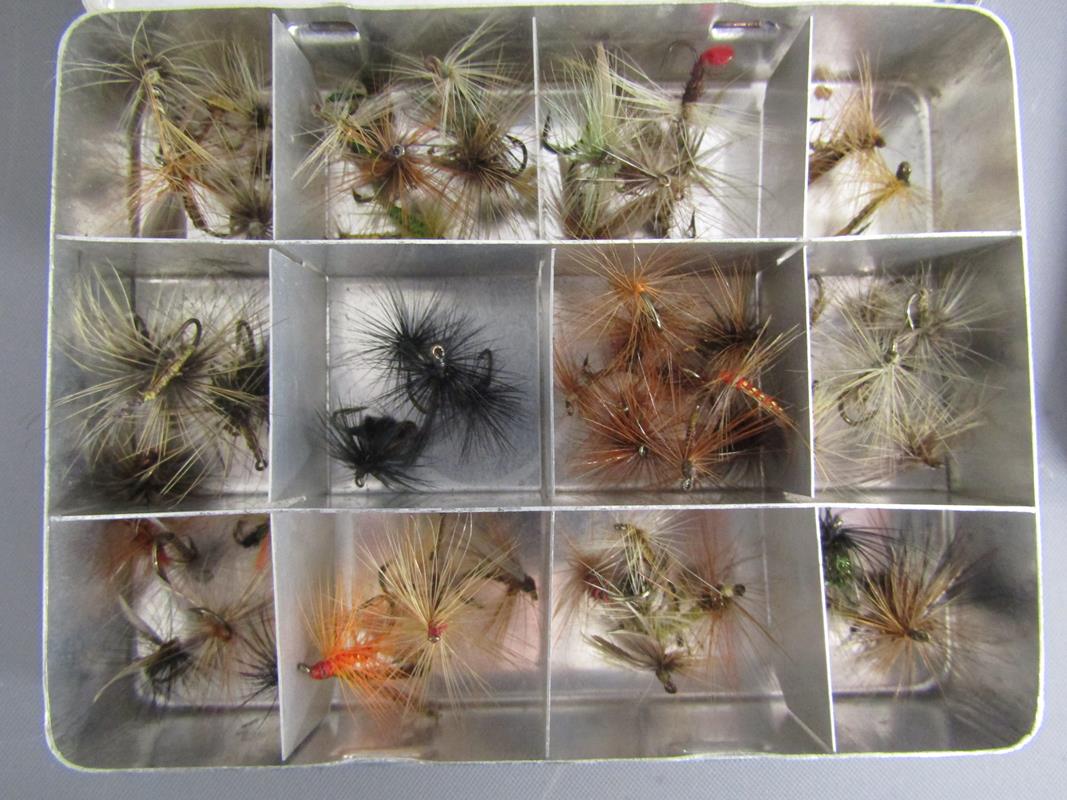 500 Fly fishing flies includes - 4 Wheatley Silmalloy pocket clip fly boxes containing approx. 256 - Image 4 of 11