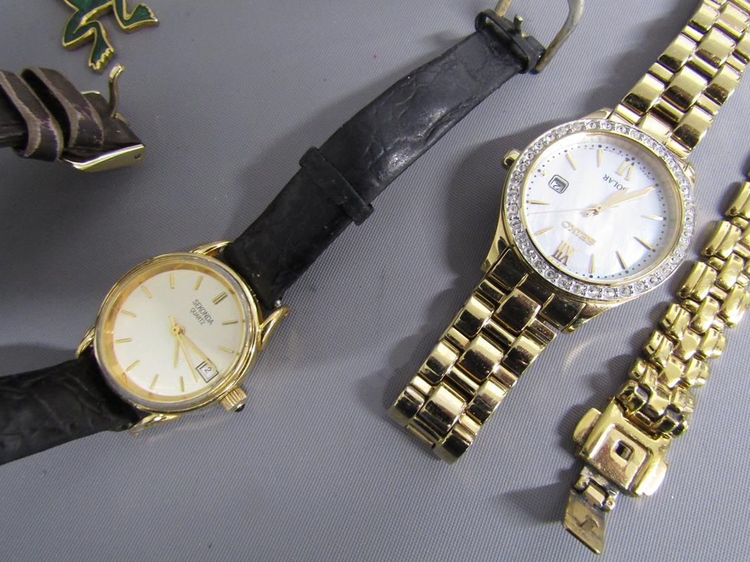 9ct gold chain (2.1g), watches includes Citizen and Sekonda, a small amount of silver and a - Image 10 of 12