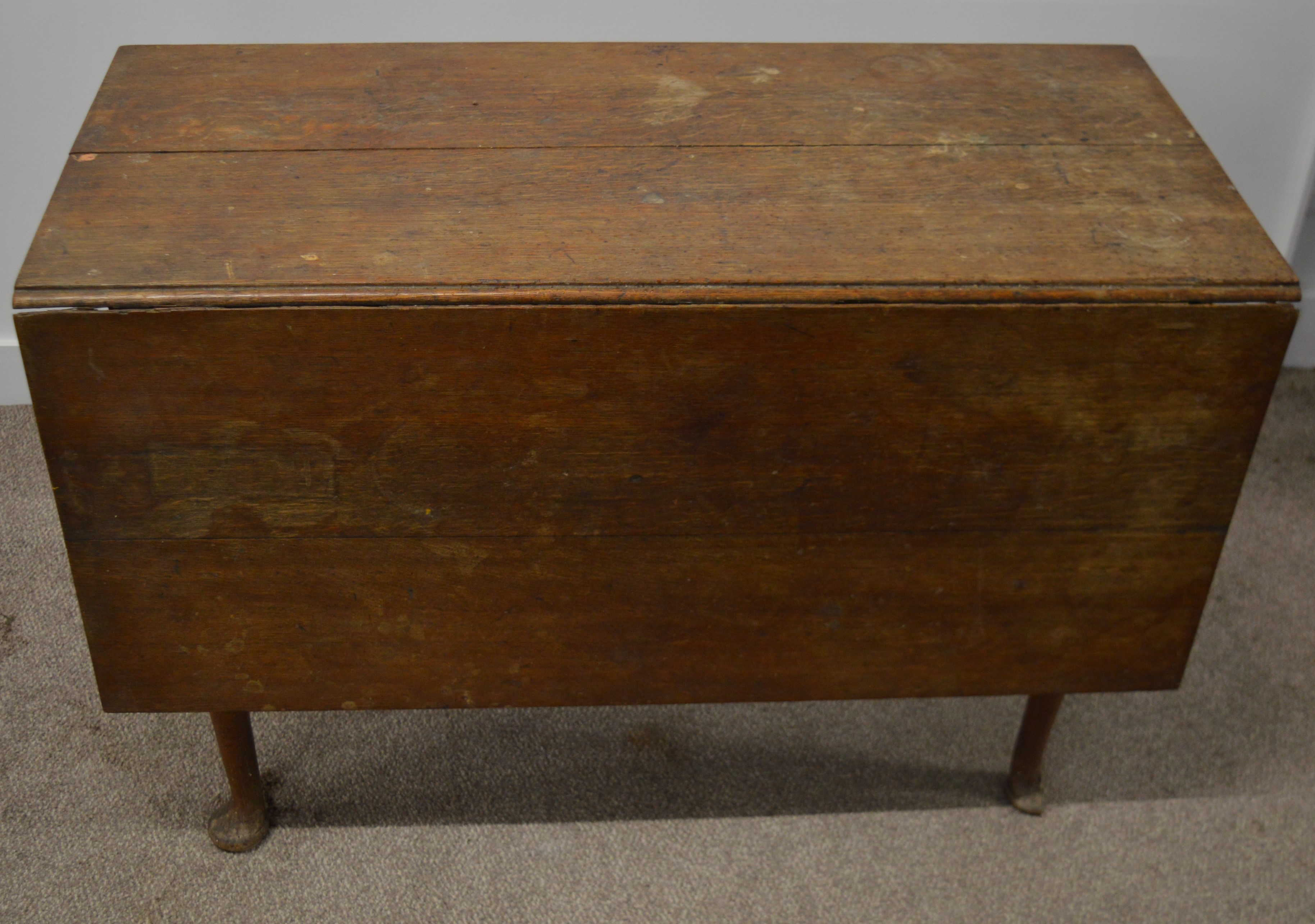 Georgian oak drop leaf table