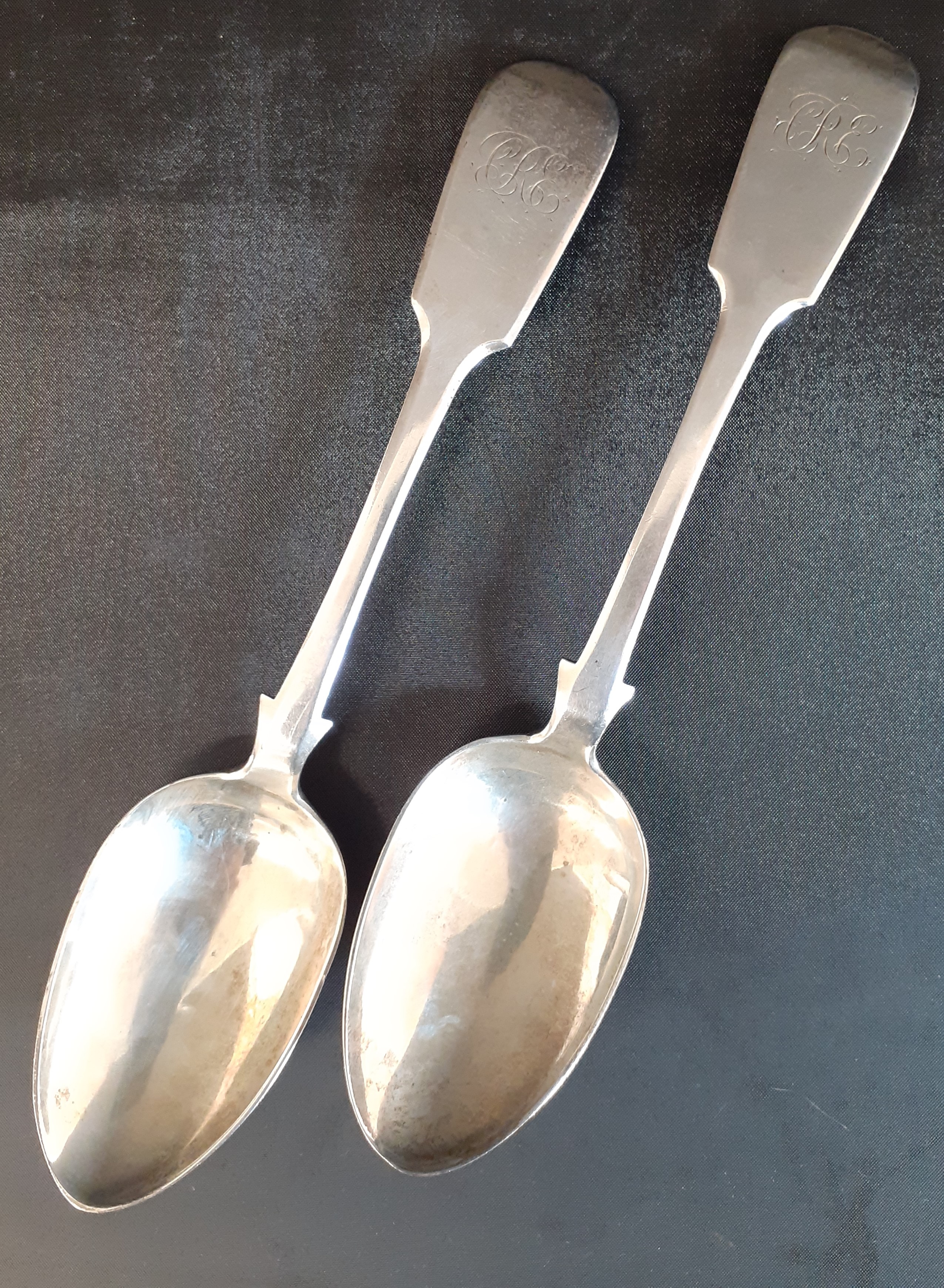 Pair of Victorian silver serving spoons, William Rawlings Sobey, Exeter 1840, 4.53ozt