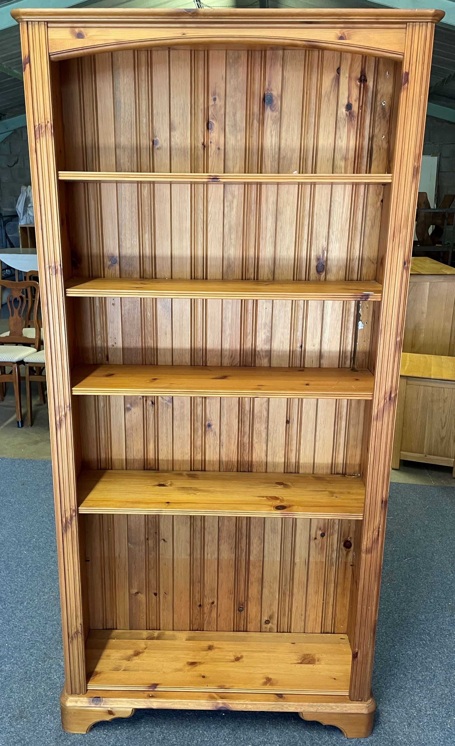 Modern pine bookcase Ht 185cm W 90cm