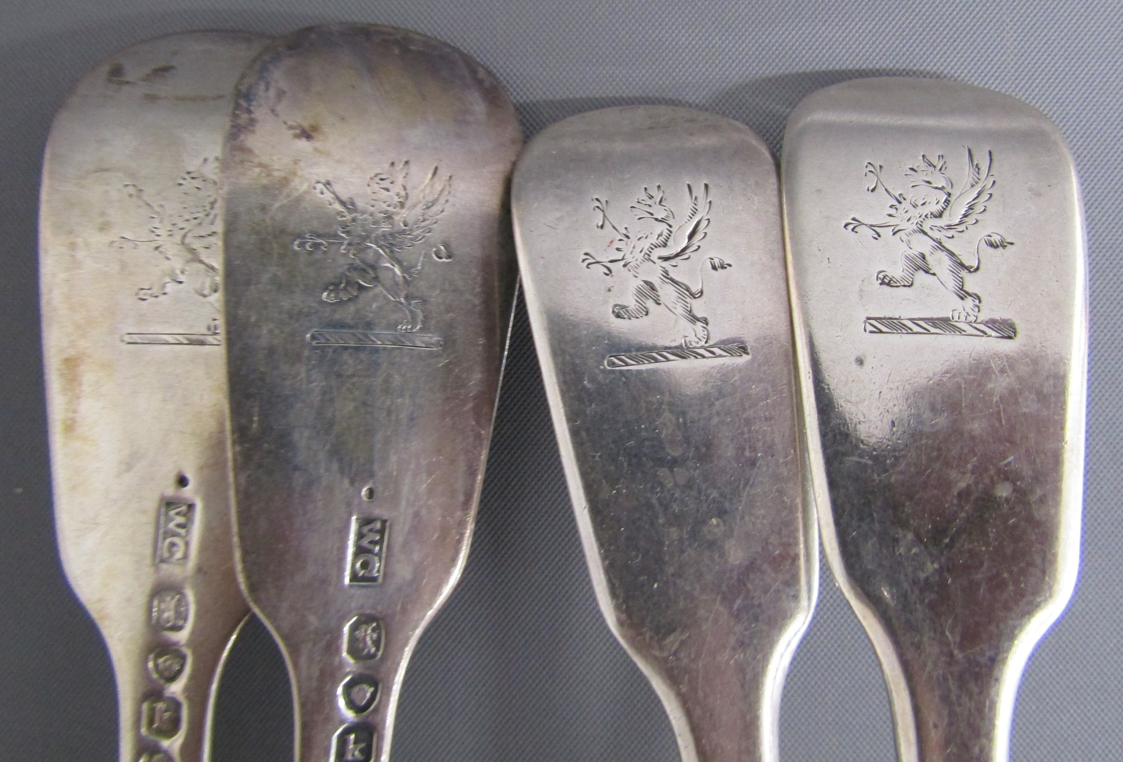 2 silver forks and 2 ladles, William Cripps London 1825 -  - total weight 8.8 ozt - Image 3 of 5