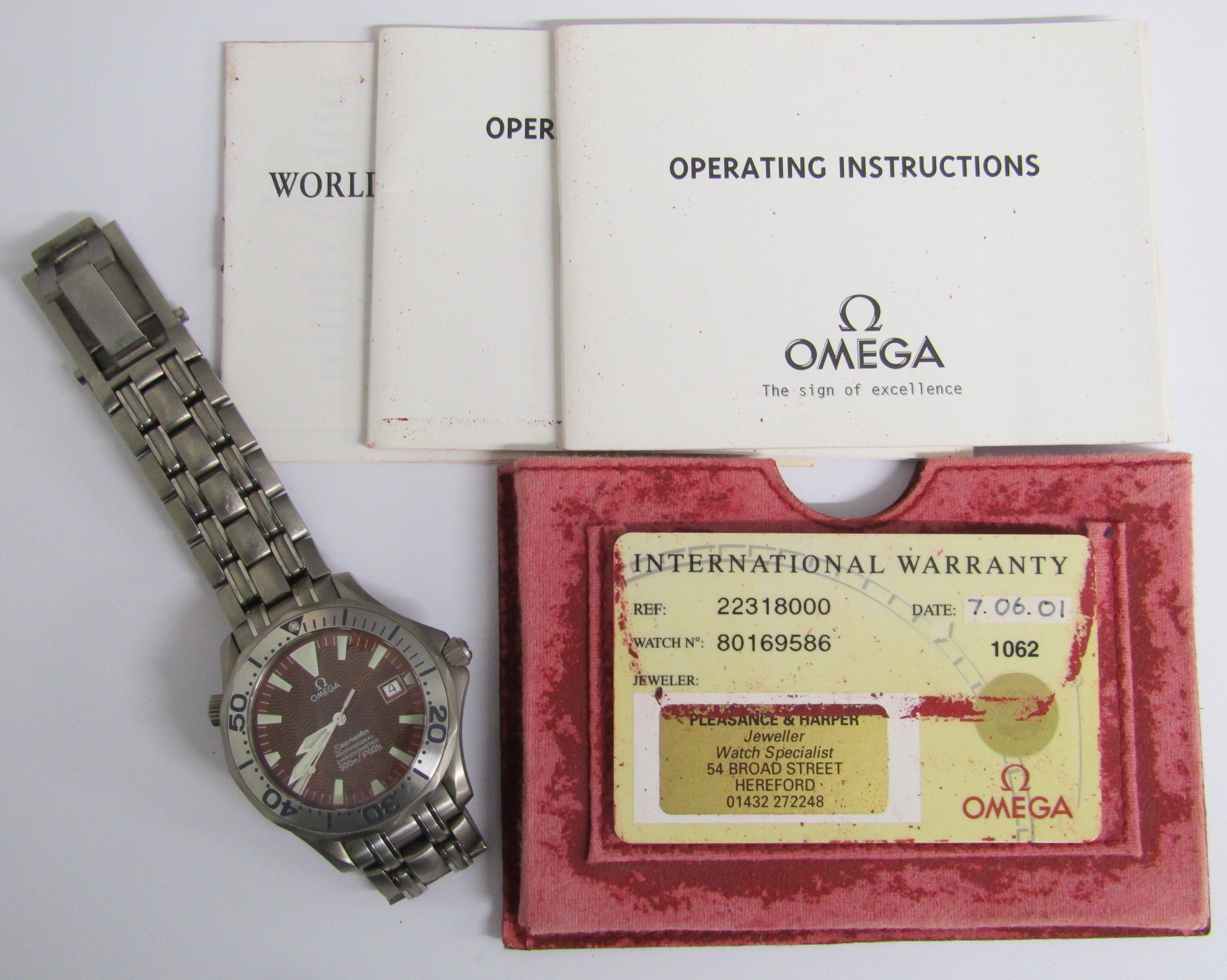 Omega Seamaster TI-825 automatic gent's wristwatch with date aperture and associated paperwork