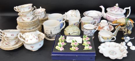 Royal Doulton rosebud pattern tea service with gilt decoration, Crown Staffordshire place name