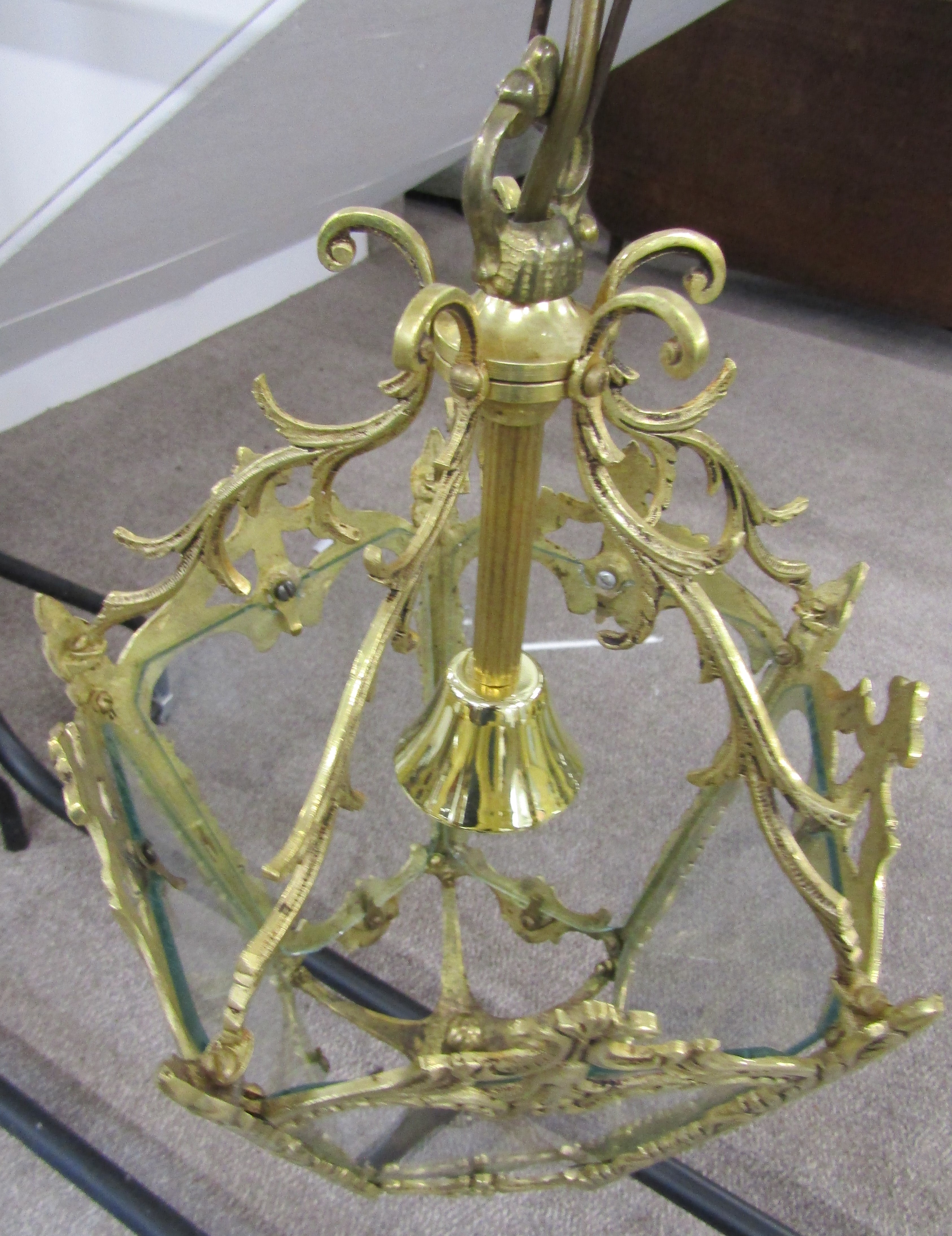 Rococo style brass and clear glass hall lantern ceiling light - Bild 2 aus 3