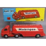 Boxed Corgi Major 1110 Mobil gas Petrol tanker