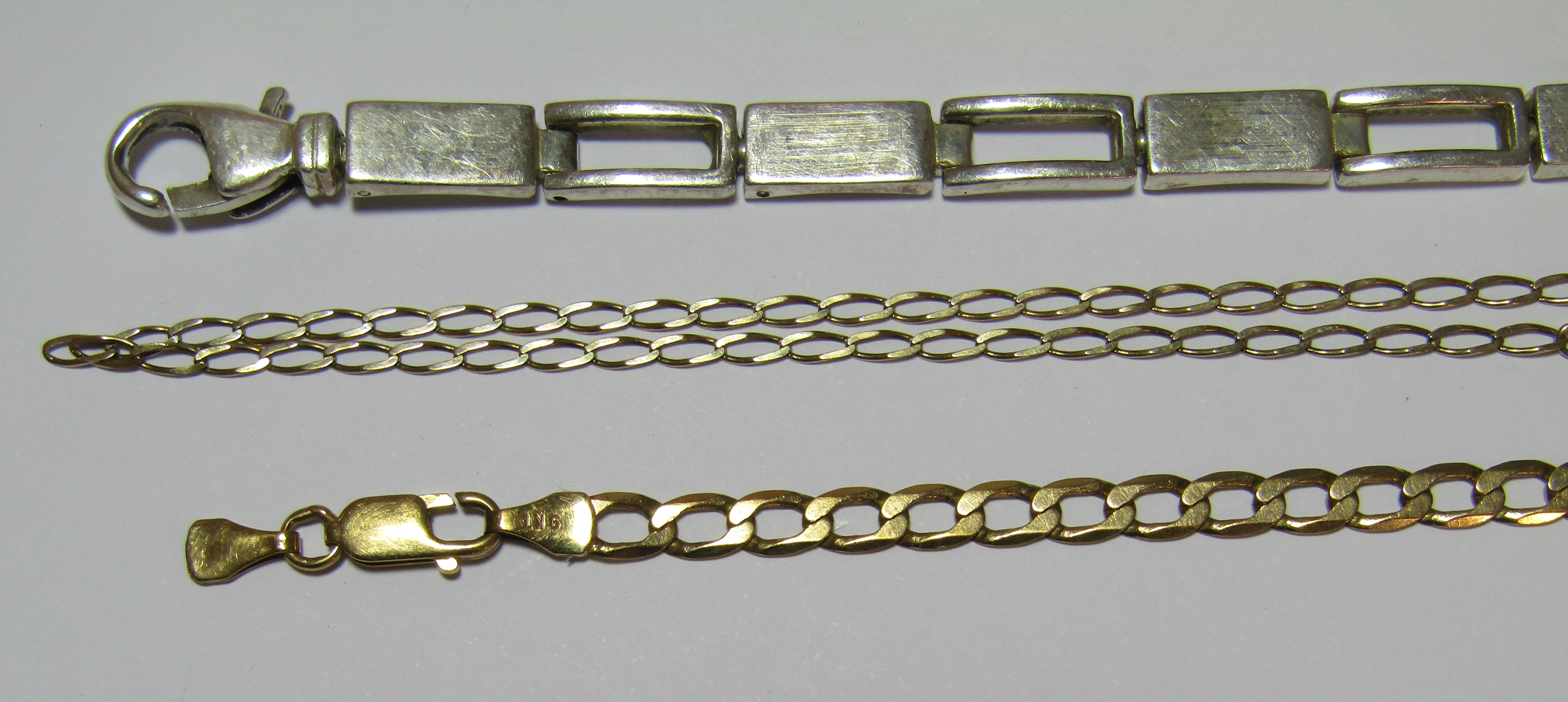 9ct gold necklace, bracelet and earrings 7.8g - all damaged - and a silver bracelet 0.7ozt - Image 2 of 8