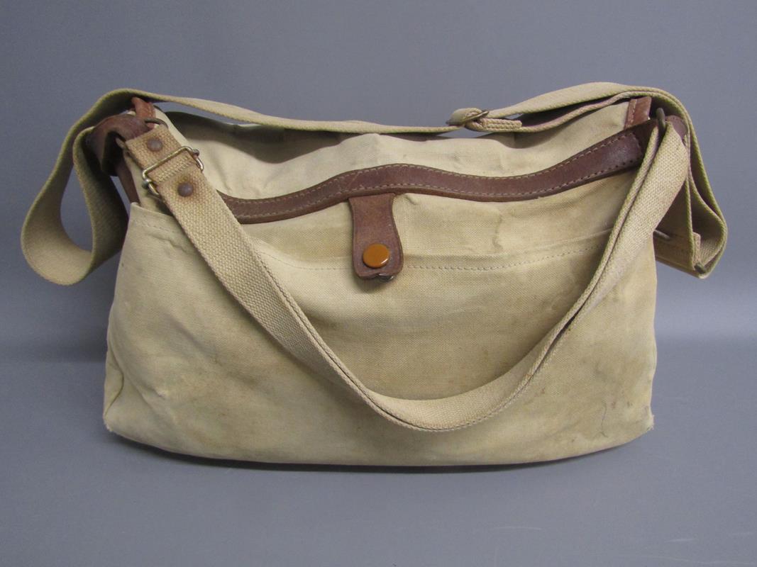 Brady canvas and leather fishing bag with liner - Image 5 of 10