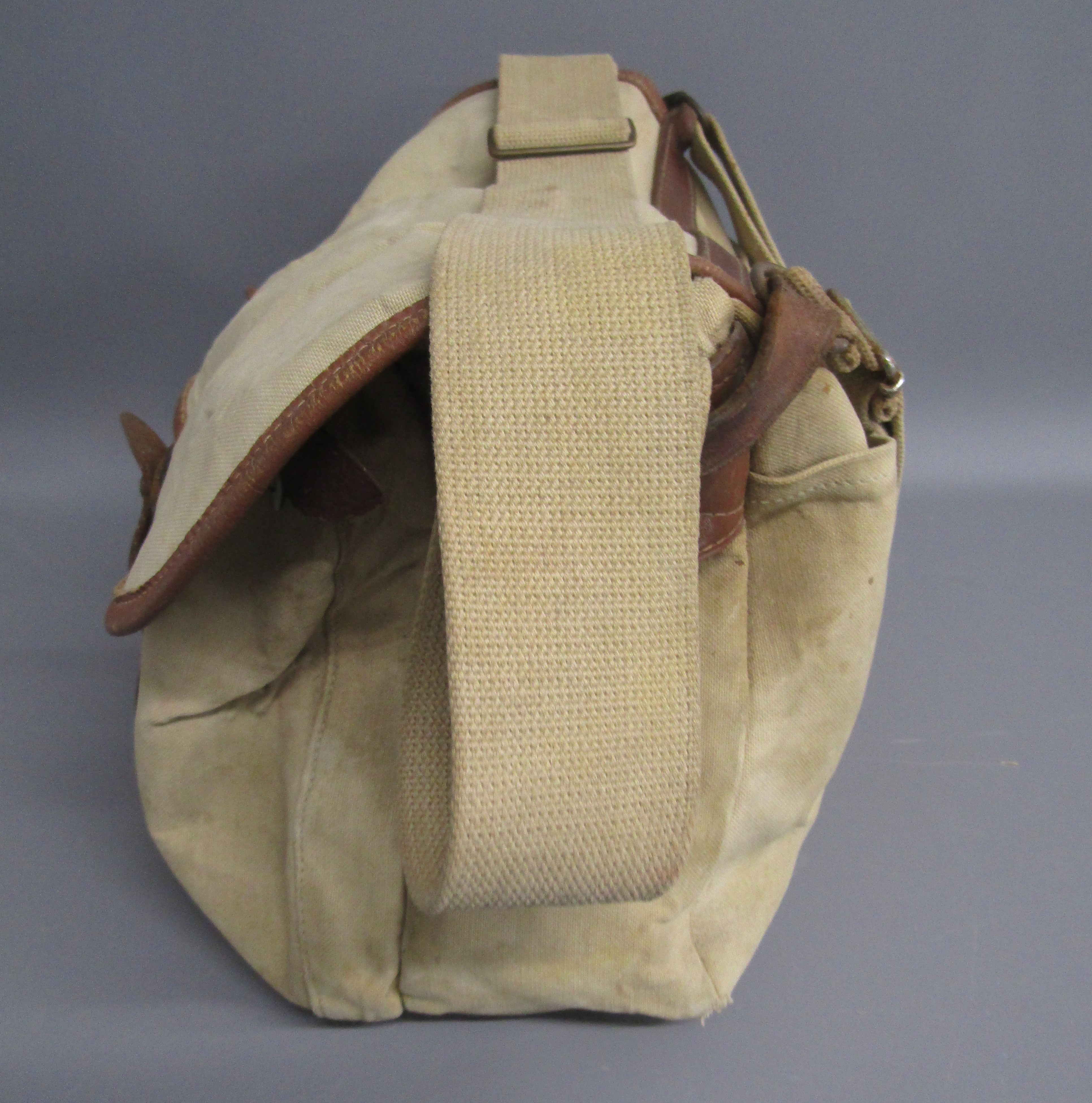 Brady canvas and leather fishing bag with liner - Image 4 of 10