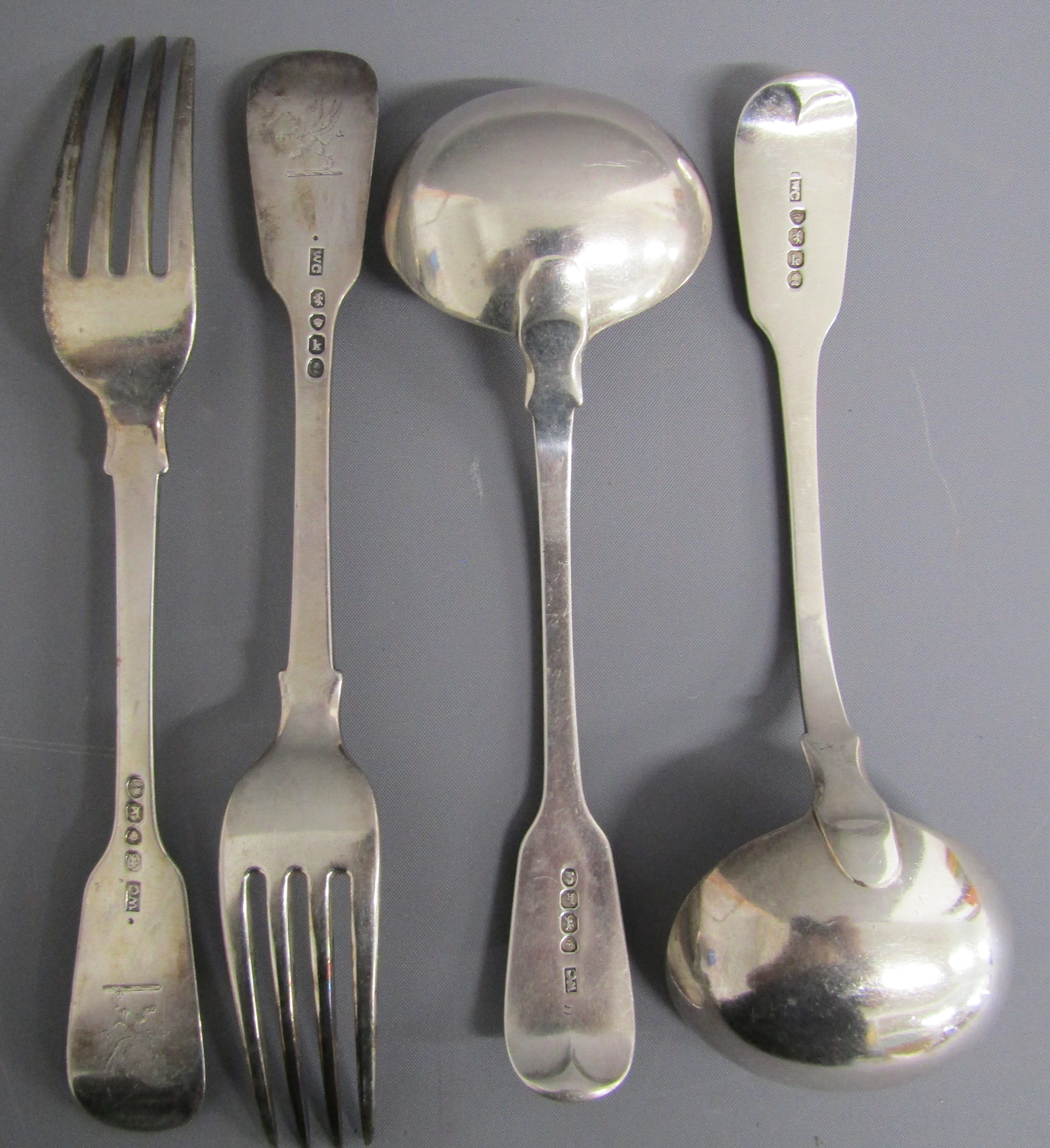 2 silver forks and 2 ladles, William Cripps London 1825 -  - total weight 8.8 ozt - Image 2 of 5