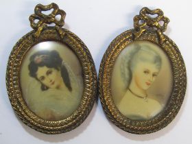 Pair of Continental brass framed painted lady miniatures - approx. 12.5cm x 8.5cm (one loose from