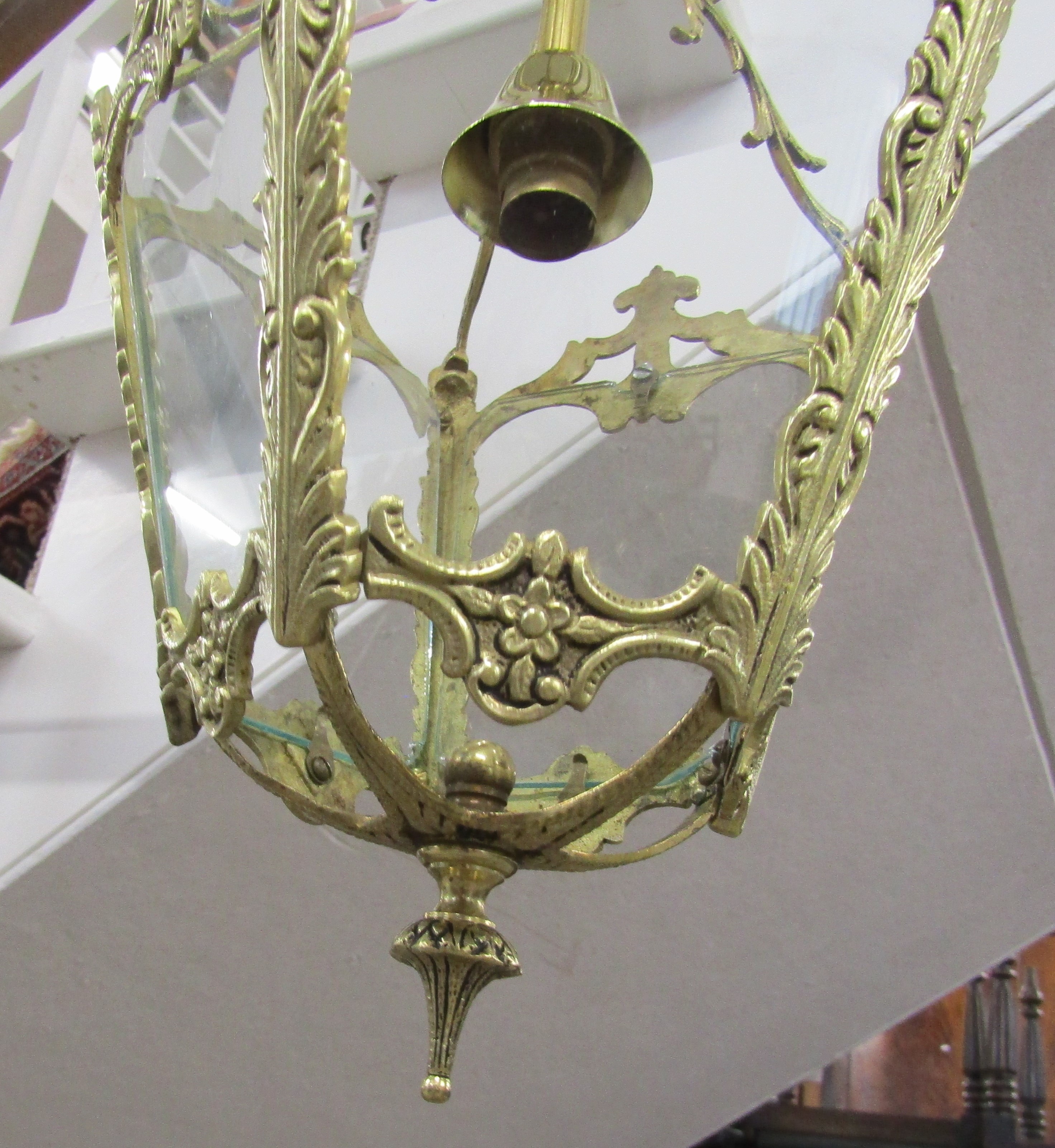 Rococo style brass and clear glass hall lantern ceiling light - Bild 3 aus 3