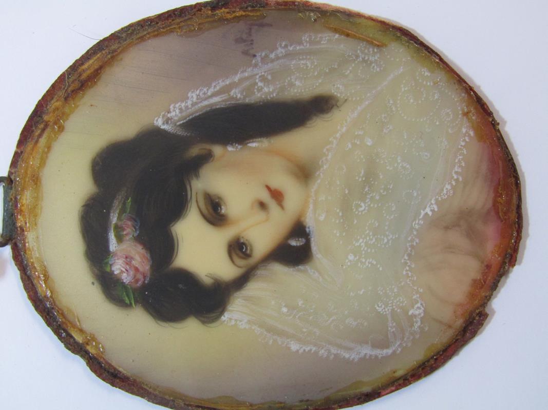 Pair of Continental brass framed painted lady miniatures - approx. 12.5cm x 8.5cm (one loose from - Image 4 of 7