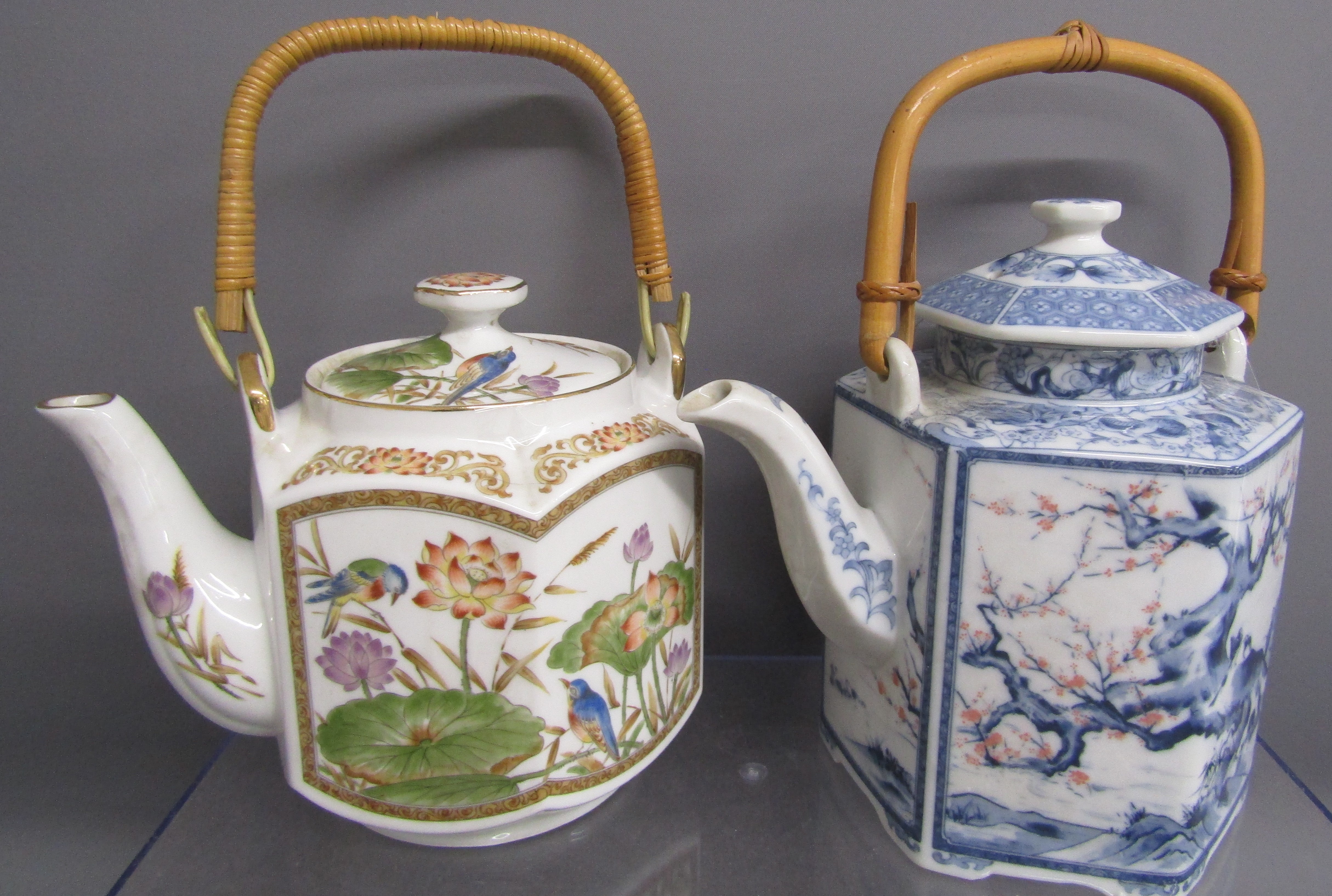 Collection of Oriental ware includes teapots, cups & saucers etc - Image 2 of 8