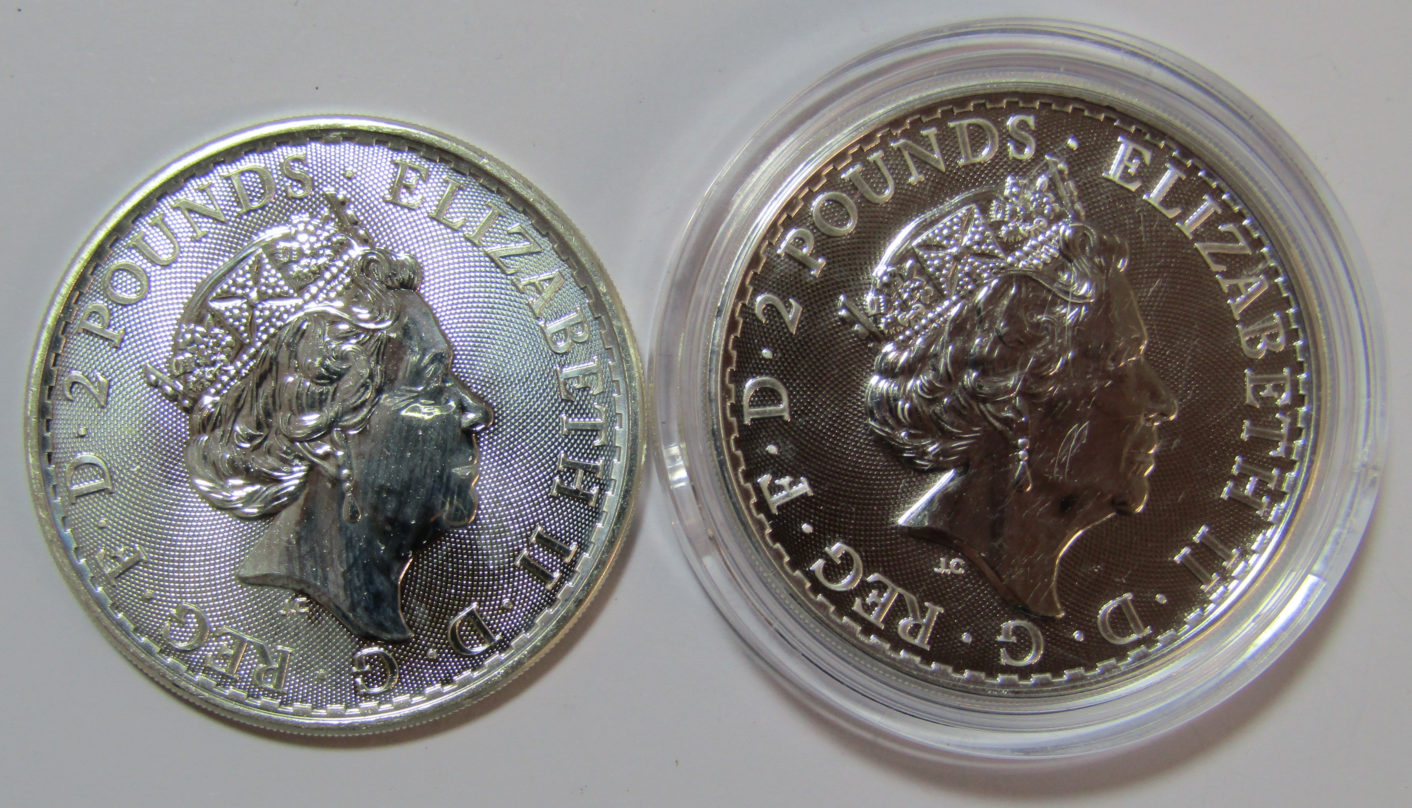 2 x 1oz fine silver coins - 2019 & 2022 Britannia 2 pounds