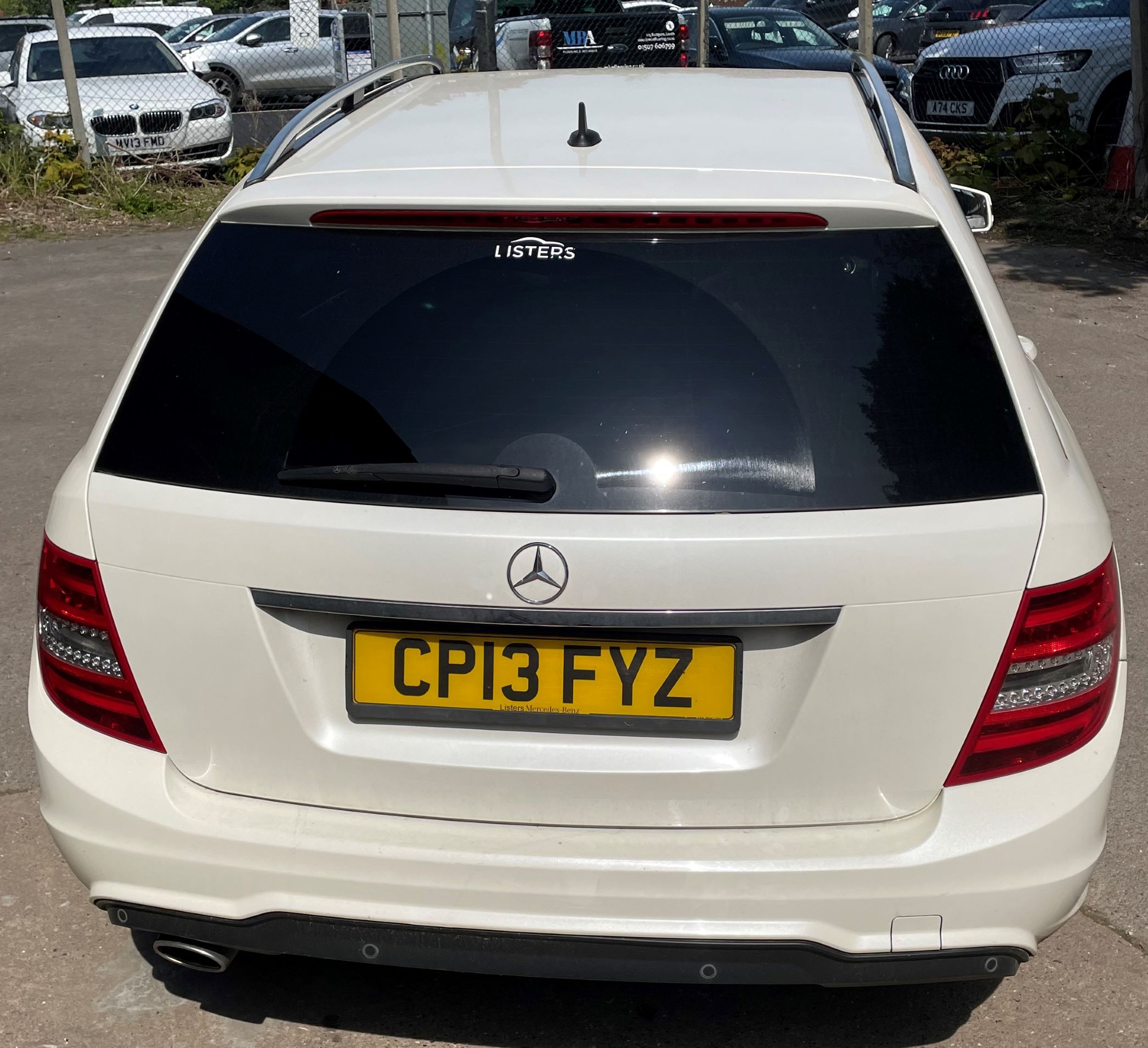 2013 Mercedes C250 AMG Sport CDI Blue-CY A  2.1L diesel estate car in white with red leather - Bild 4 aus 11