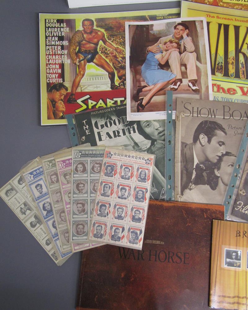 Collection of film memorabilia - official stamps of the stars & studios first series, phone cards, - Image 3 of 17