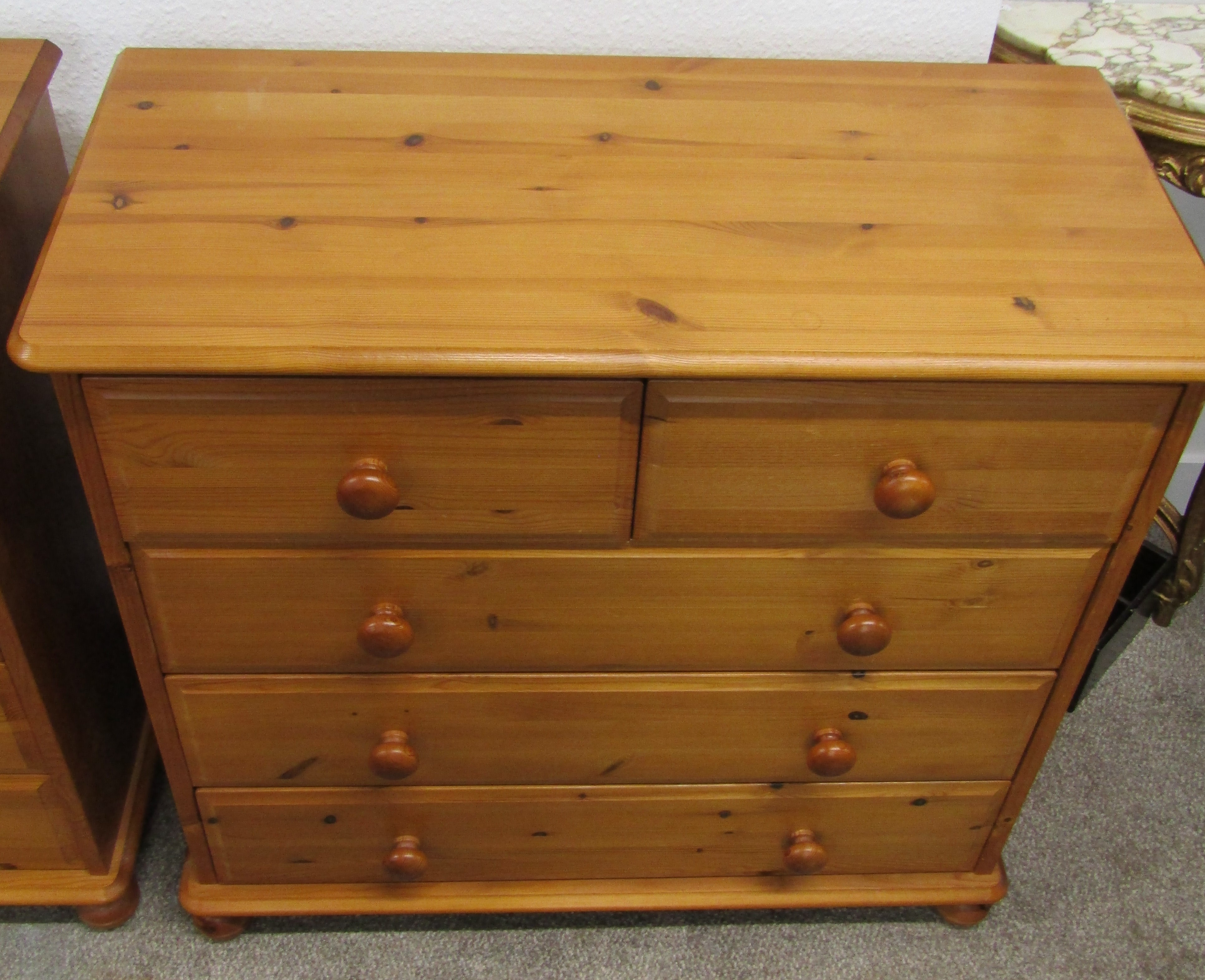 Pair of pine chests of drawers - approx. 85cm x 39.5cm x 80cm - Image 3 of 4