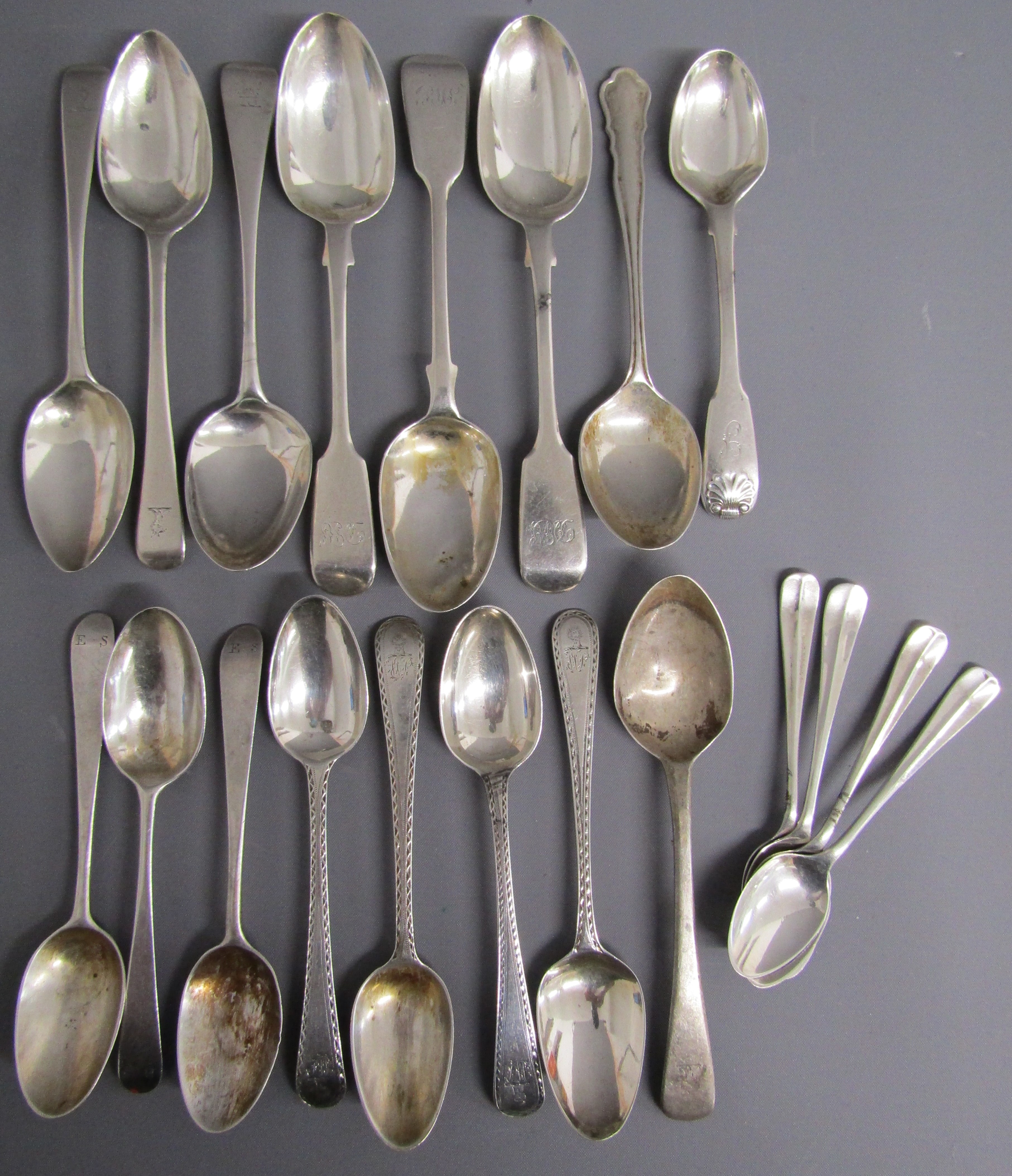 Mixed collection of silver teaspoons includes possibly Robert Wallis London 1840, Viners Sheffield