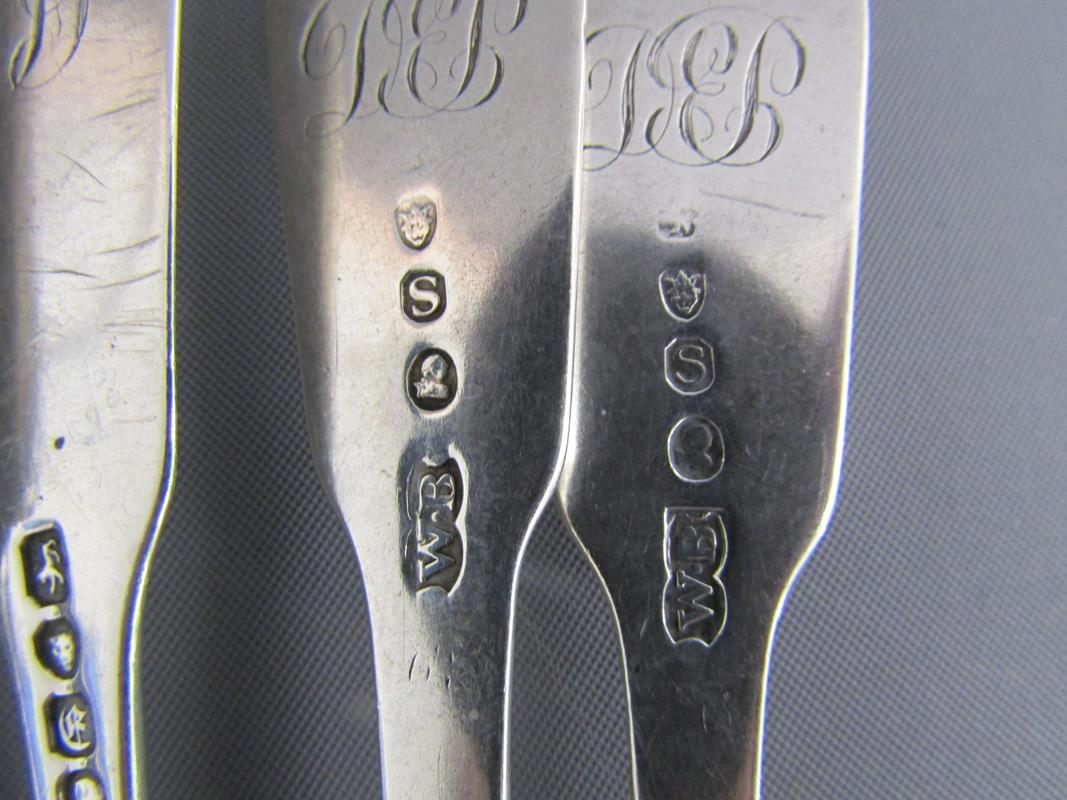 4 silver forks with monograms  - 2 William Bateman London 1813 and 2 Joseph & Albert Savory London - Image 5 of 5