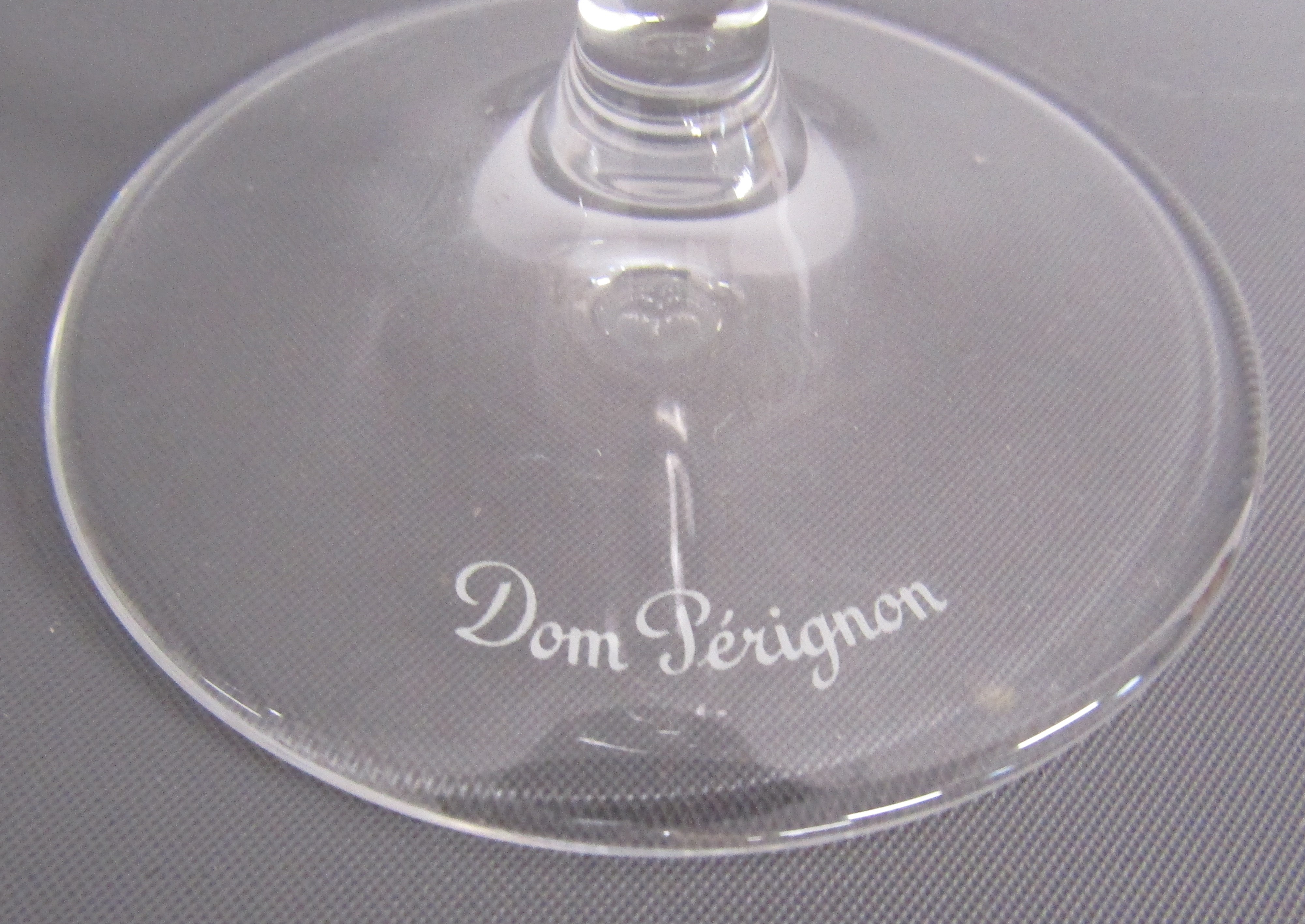2 Dom Perignon Moet & Chandon sealed display bottles with 6 Dom Perignon Champagne flutes - Image 3 of 6
