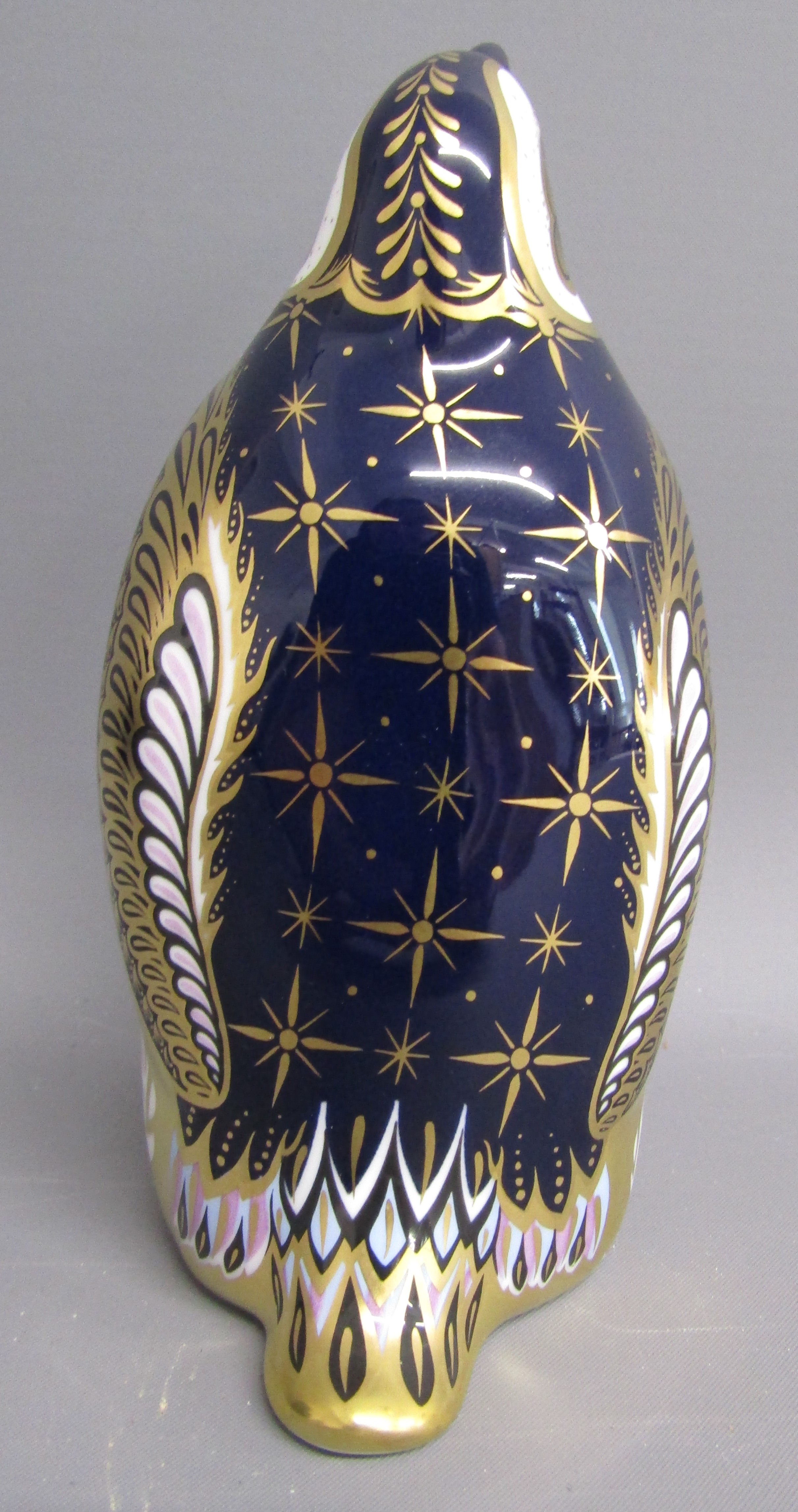 Royal Crown Derby Endangered Species 'Galapagos Penguin' limited edition paperweight 910/1000 - Image 3 of 7