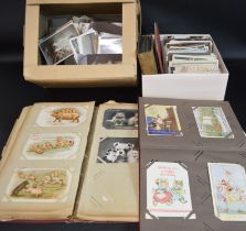 Quantity of postcards including greetings, topographical, Mabel Lucie Attwell & selection of old